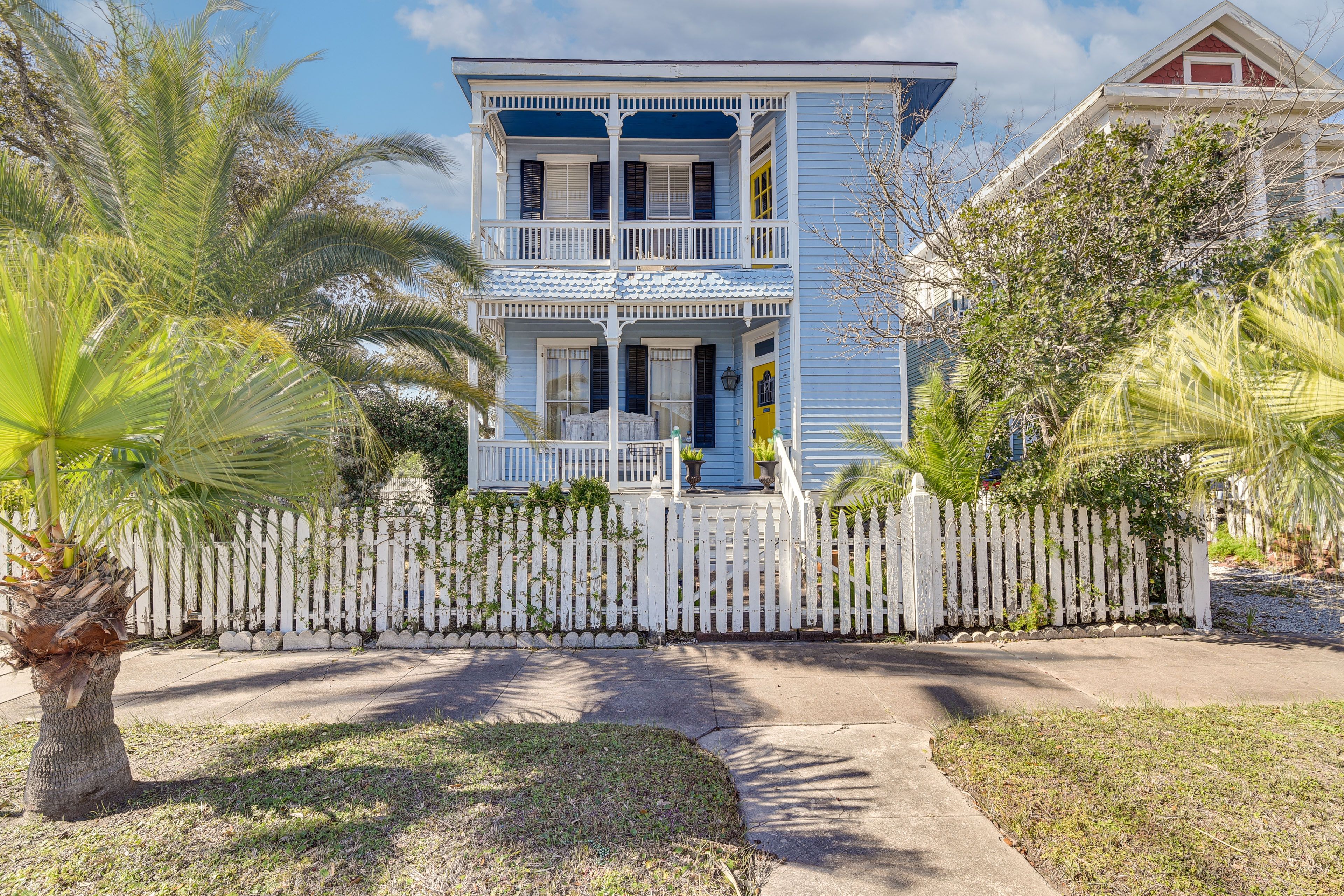 Galveston Vacation Rental | 3BR | 2.5BA | 2,232 Sq Ft | 7 Steps to Enter