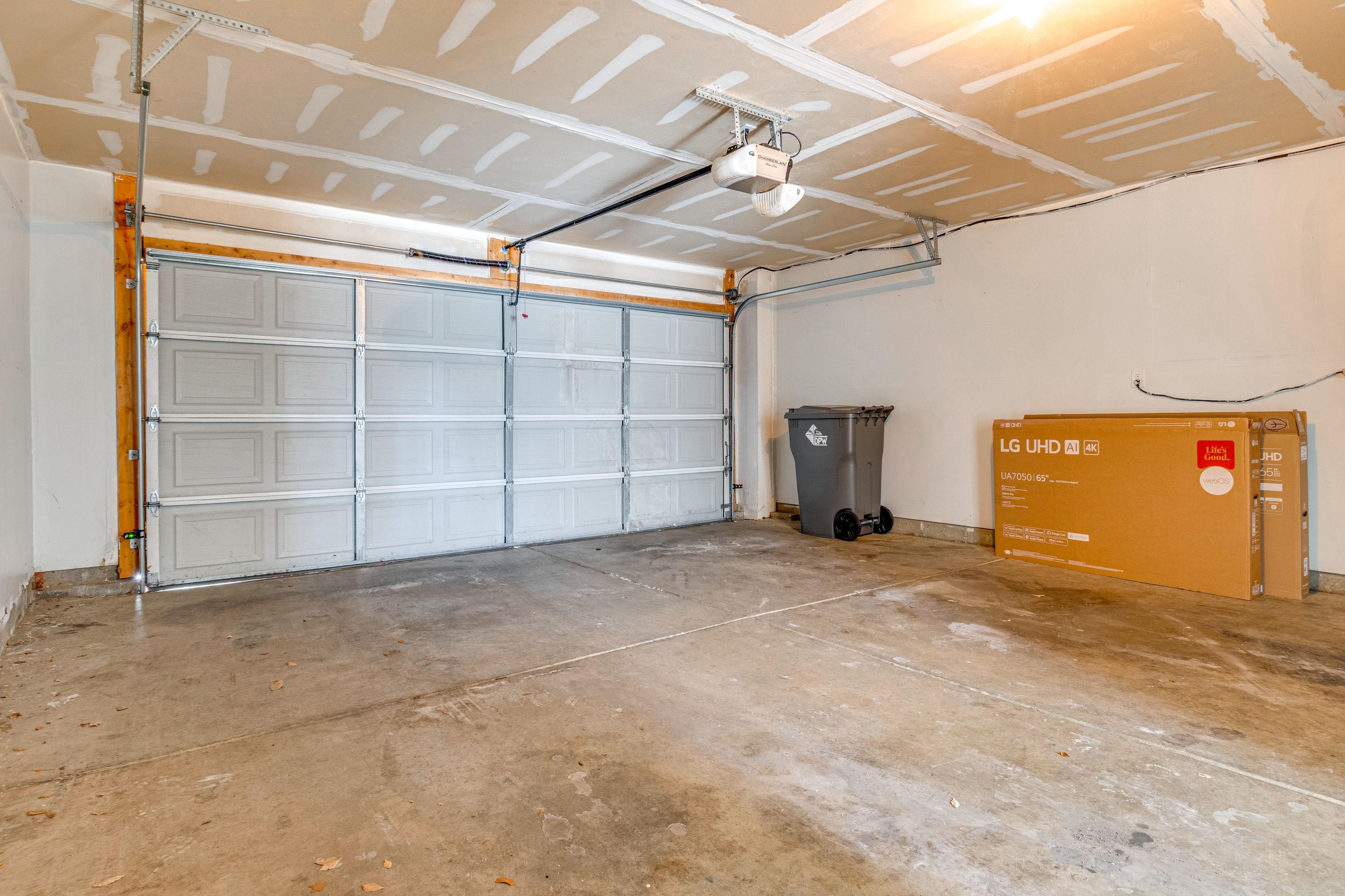 Parking | Garage + Driveway (2 Vehicles)