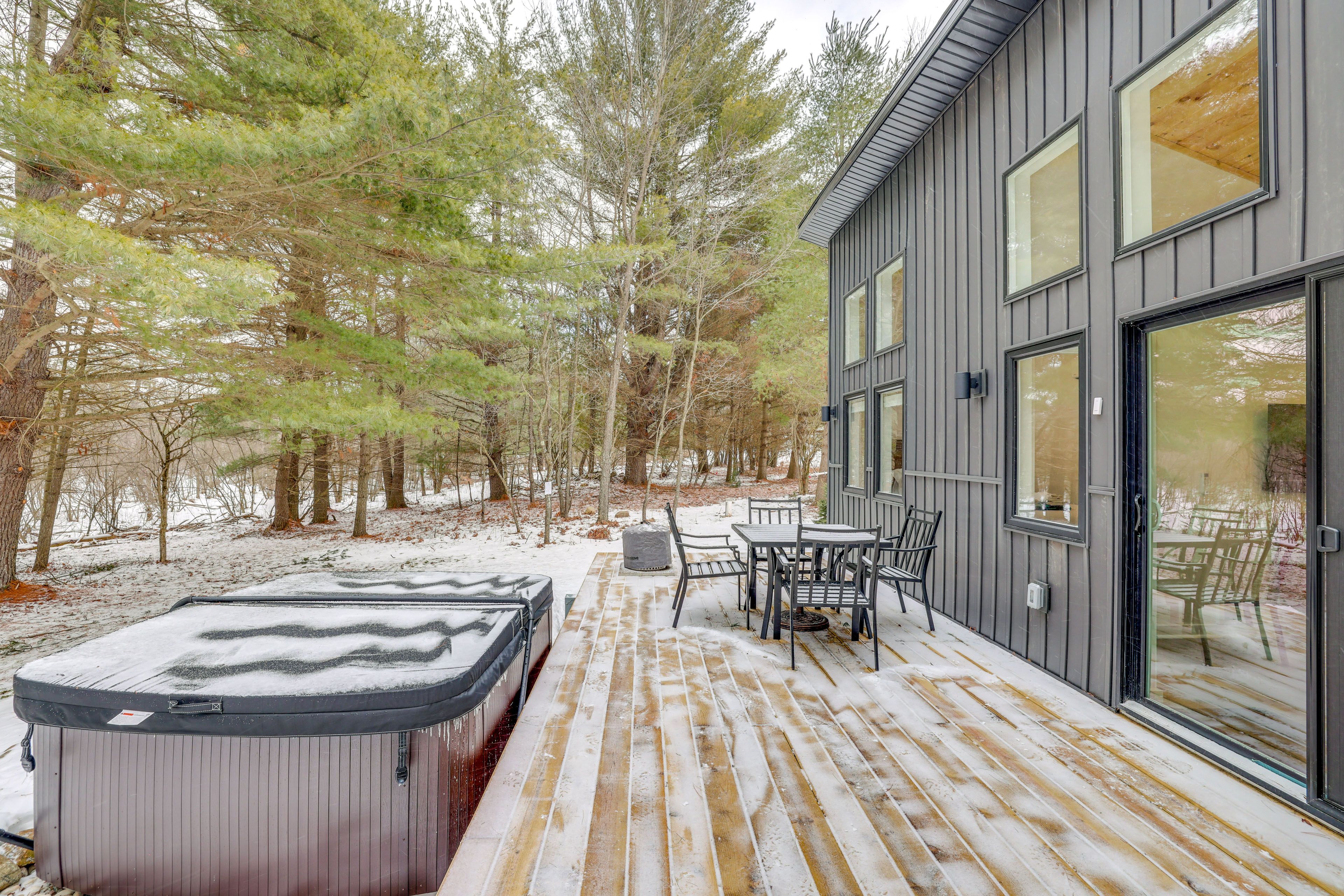 Deck | Private Hot Tub | Gas Grill