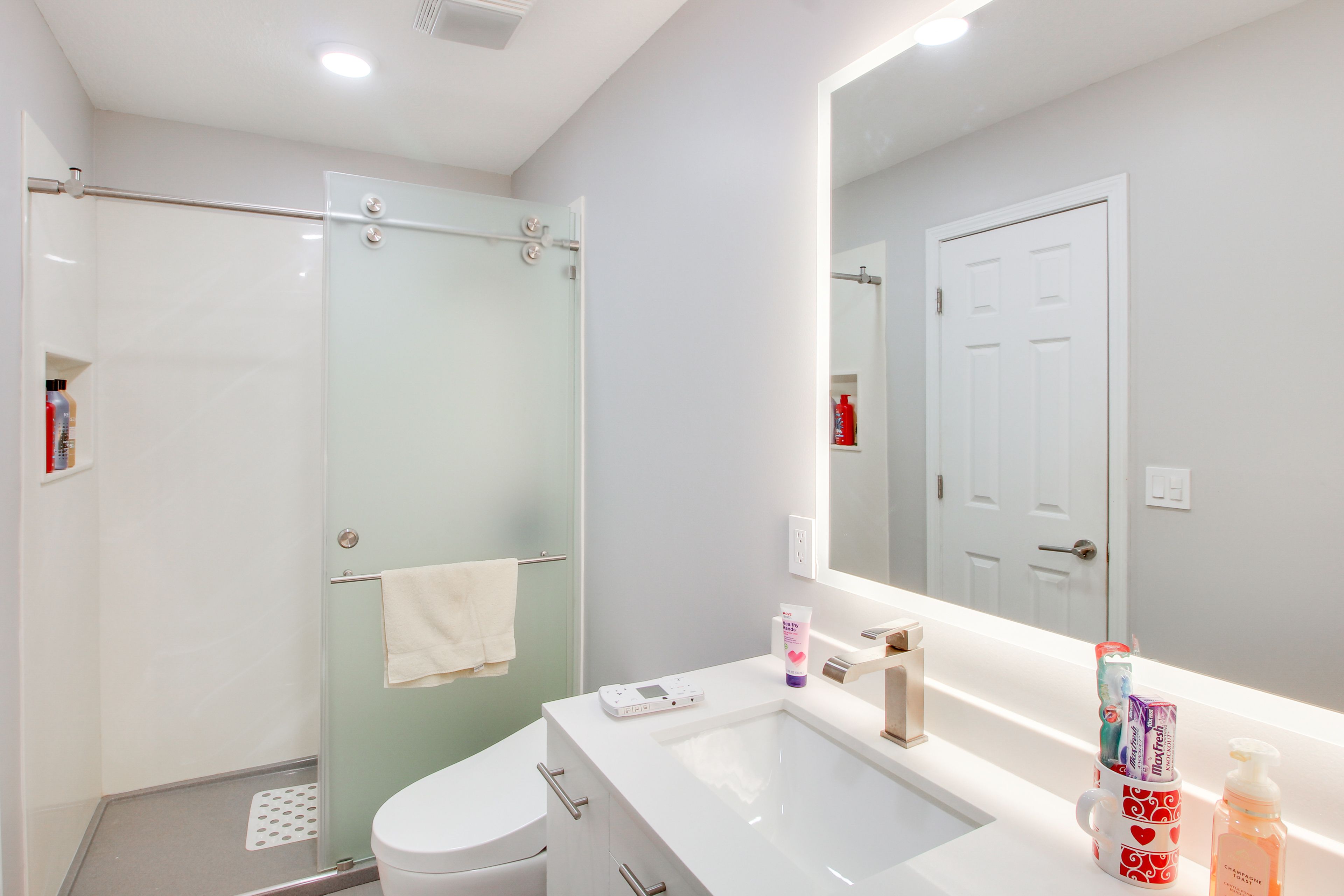 En-Suite Bathroom | 2nd Floor | Towels Provided