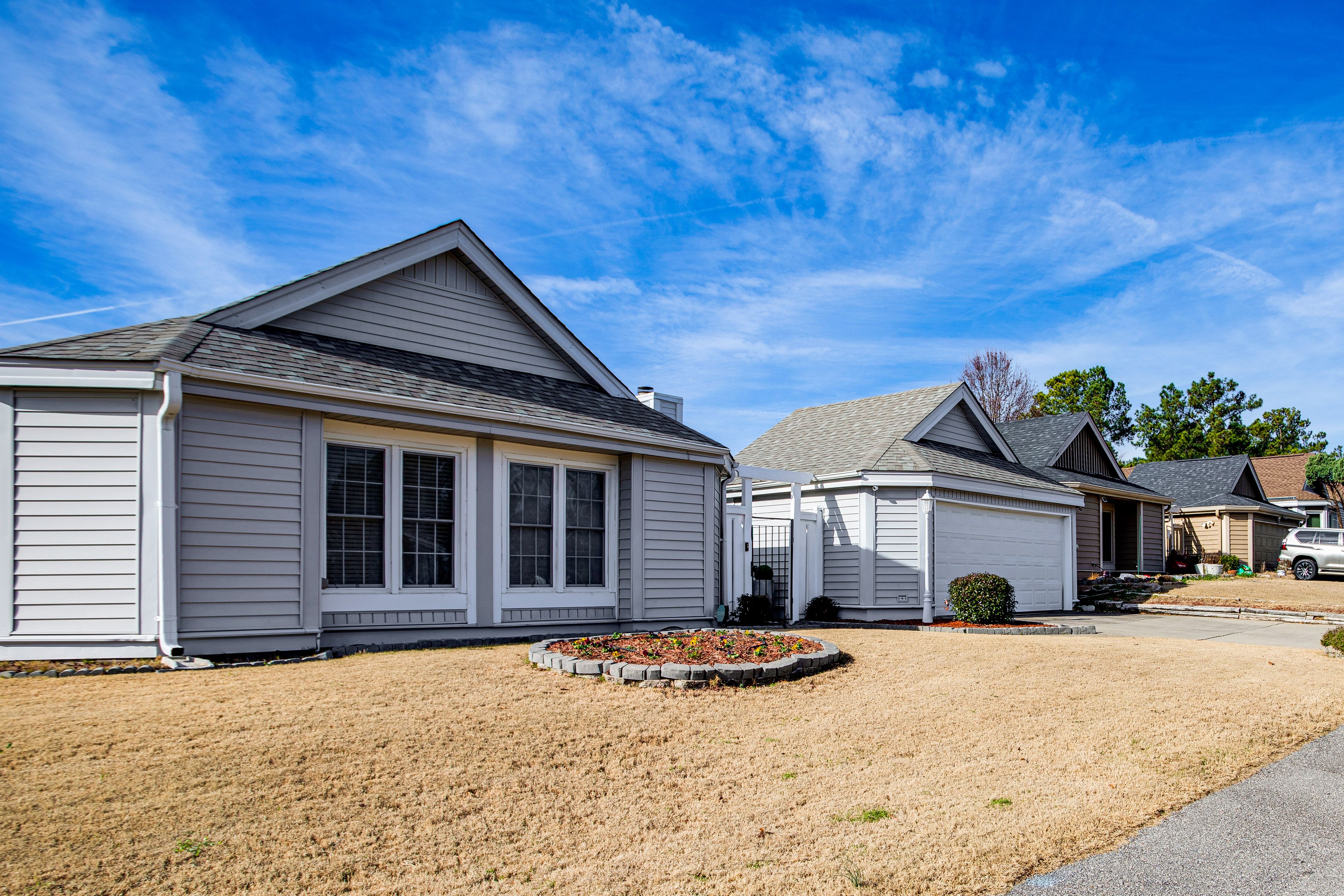 Parking | Driveway (2 Vehicles)