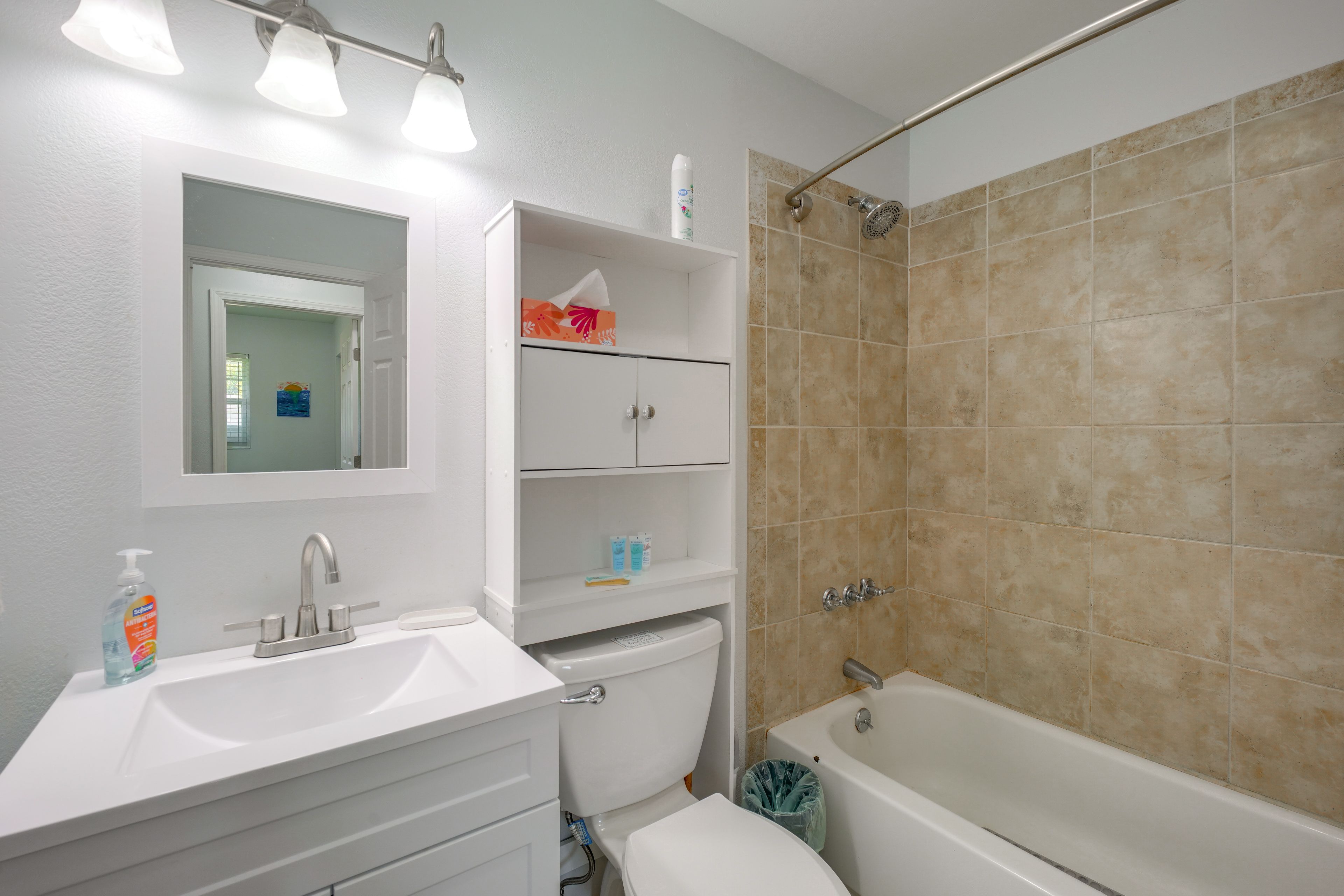 Full Bathroom