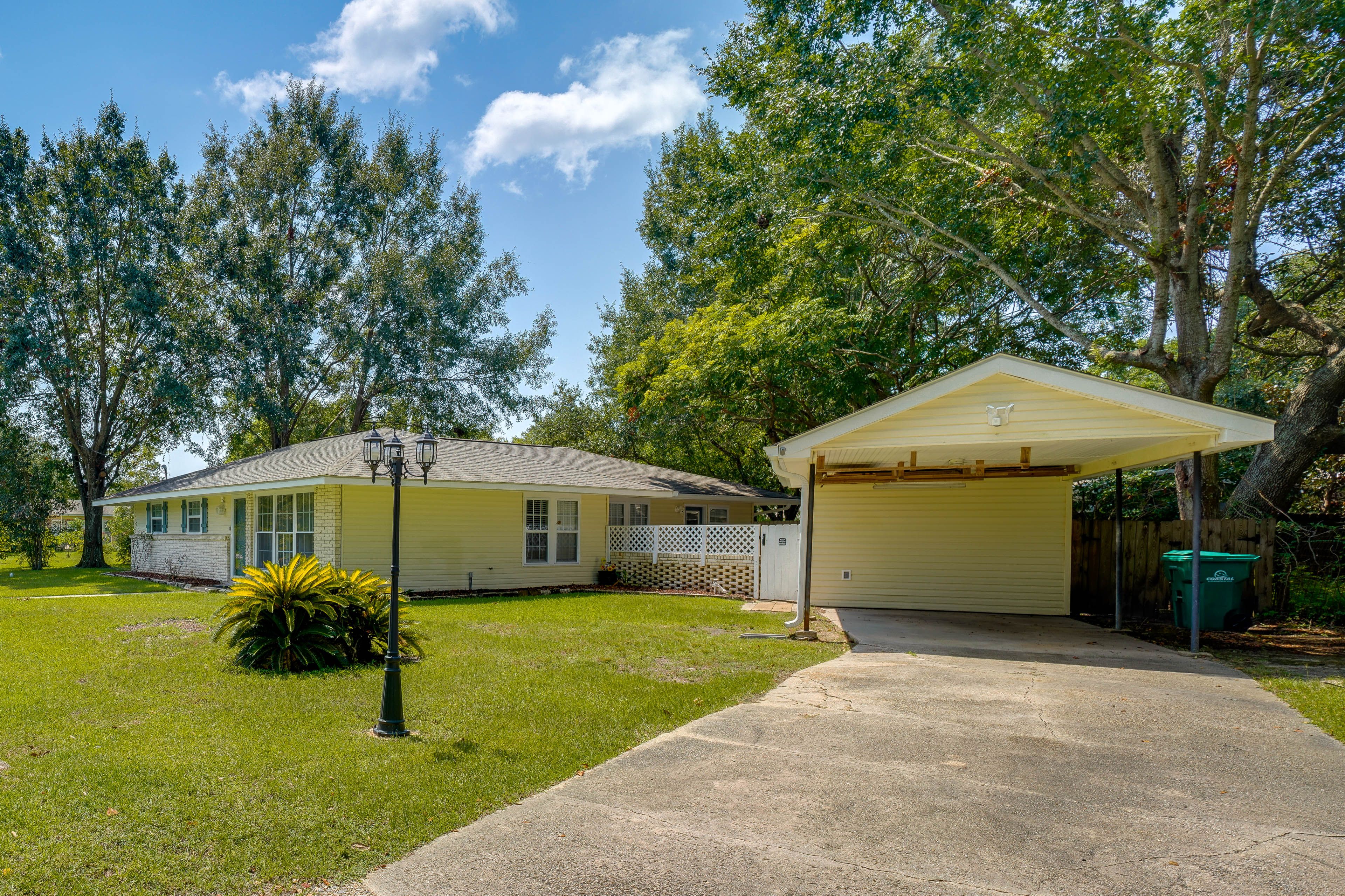 Parking | Carport (1 Vehicle) | Driveway (2 Vehicles)