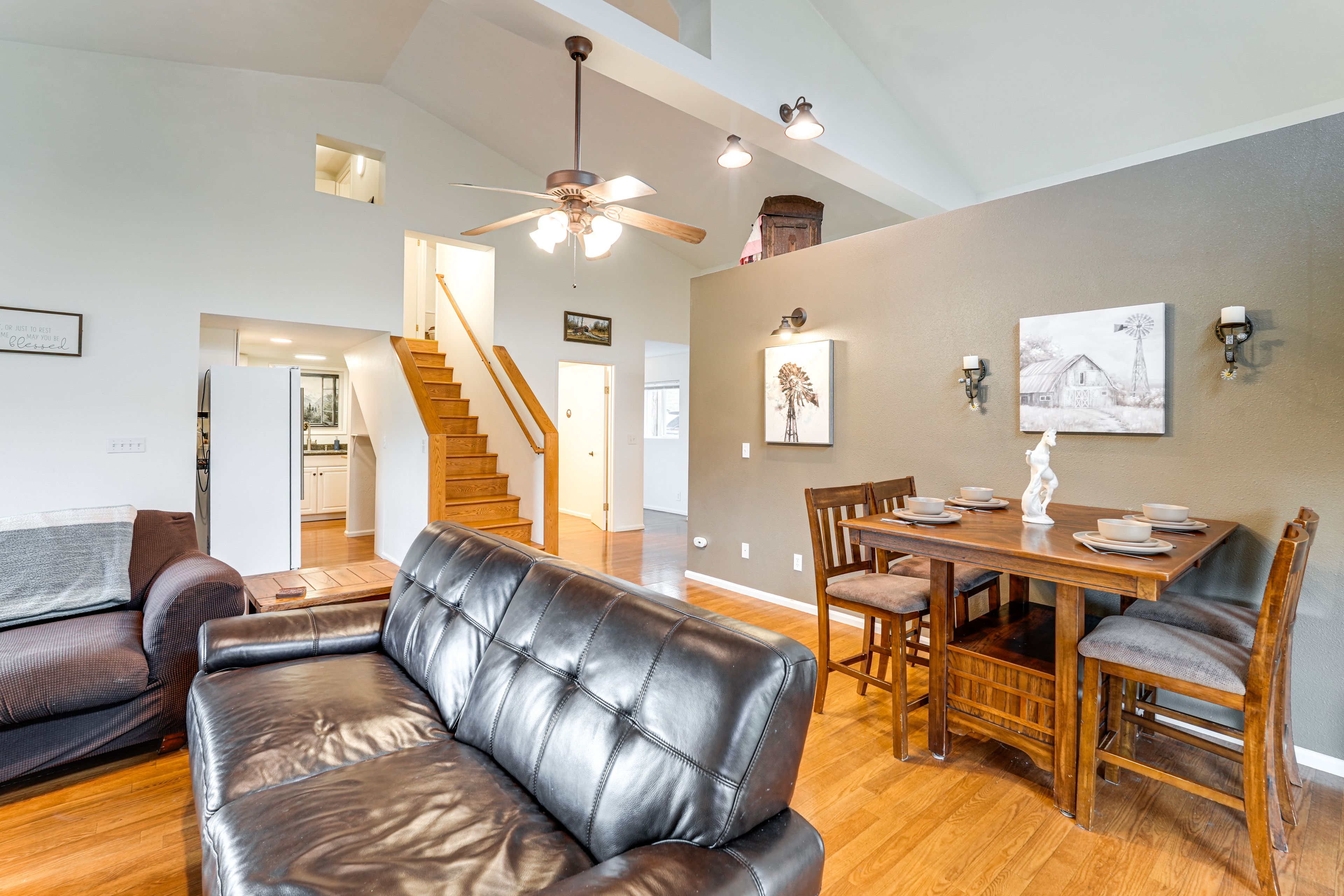 Dining Area | 1st Floor