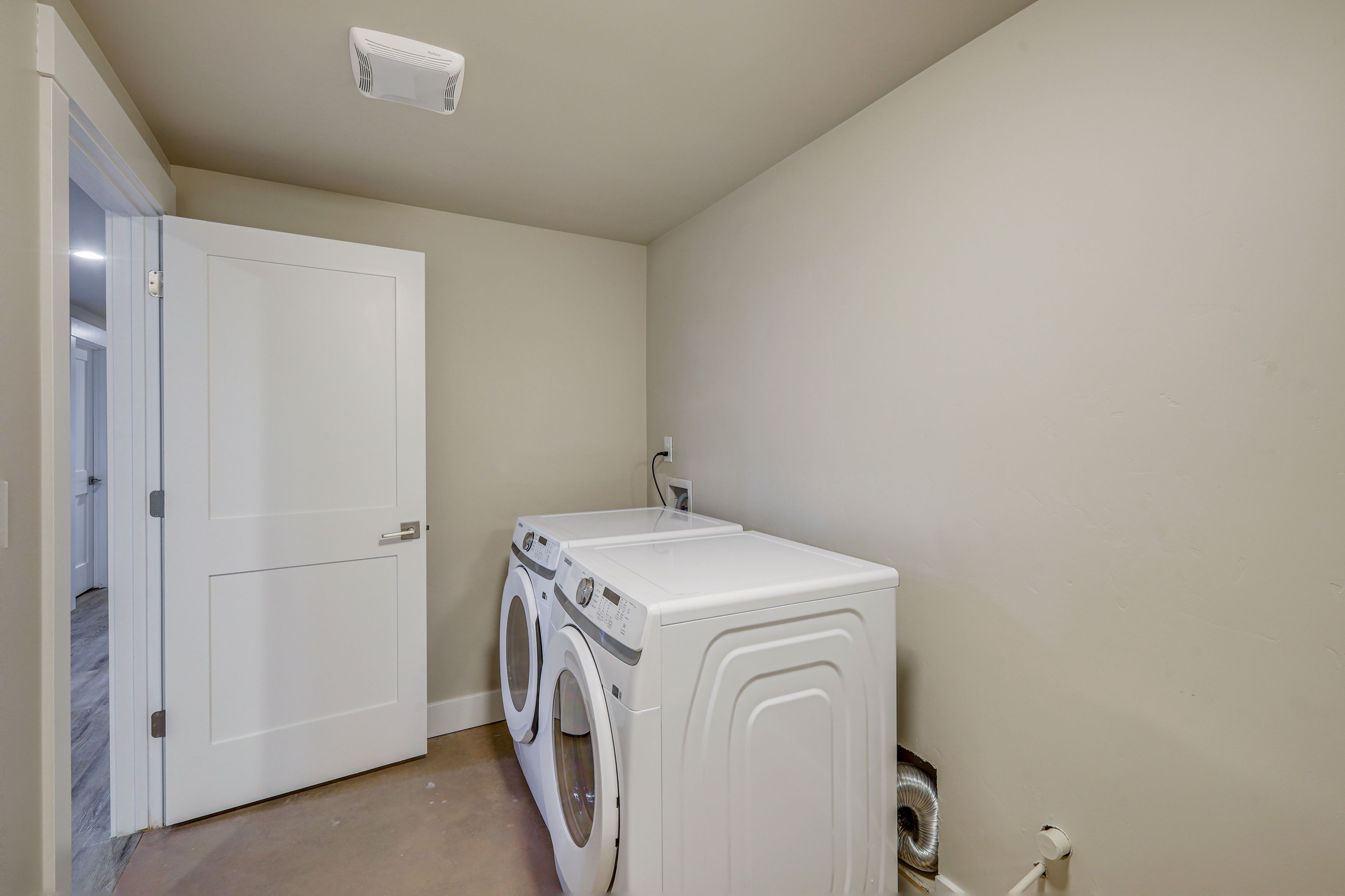 Laundry Room | Basement Level