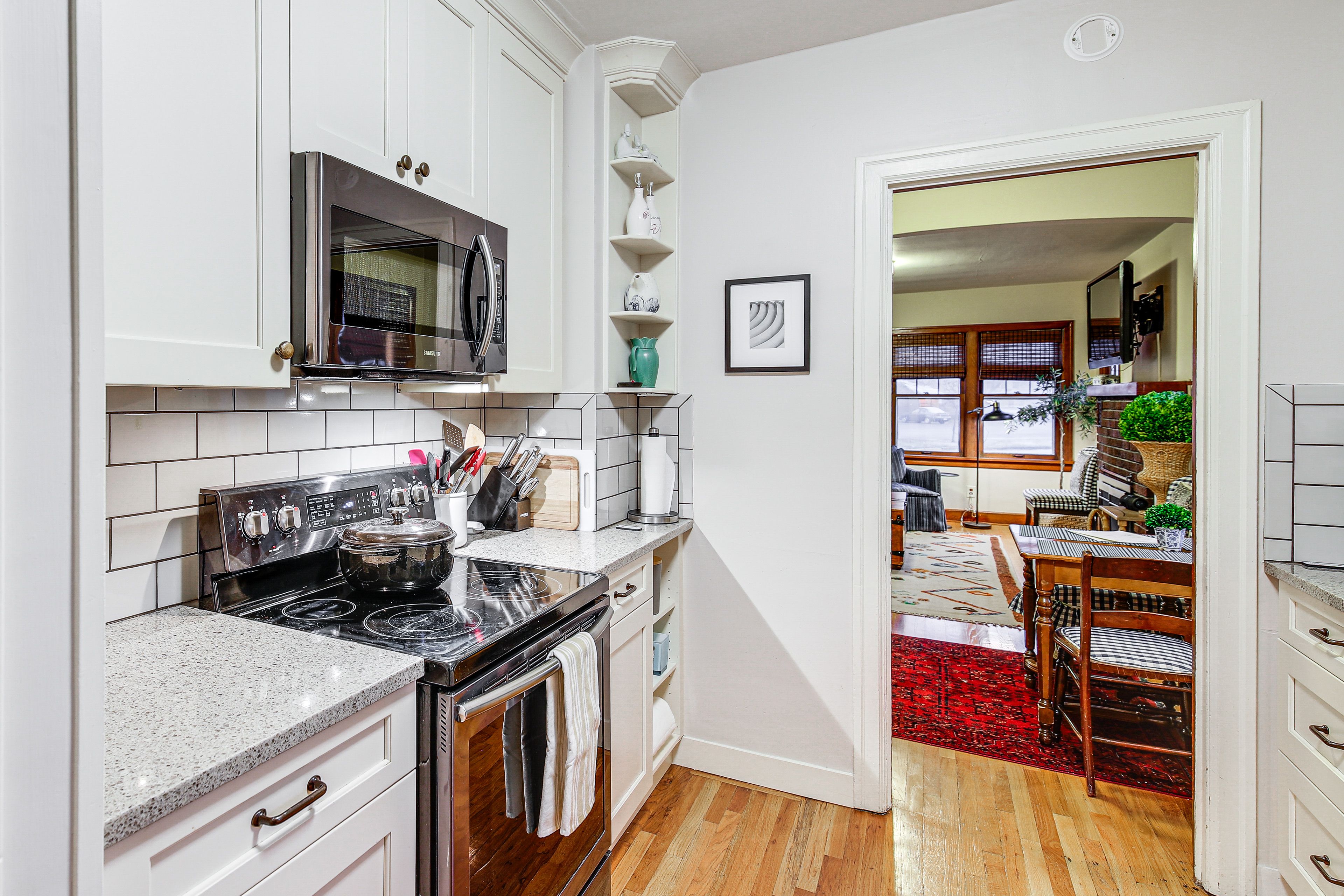 Kitchen | Dishwasher