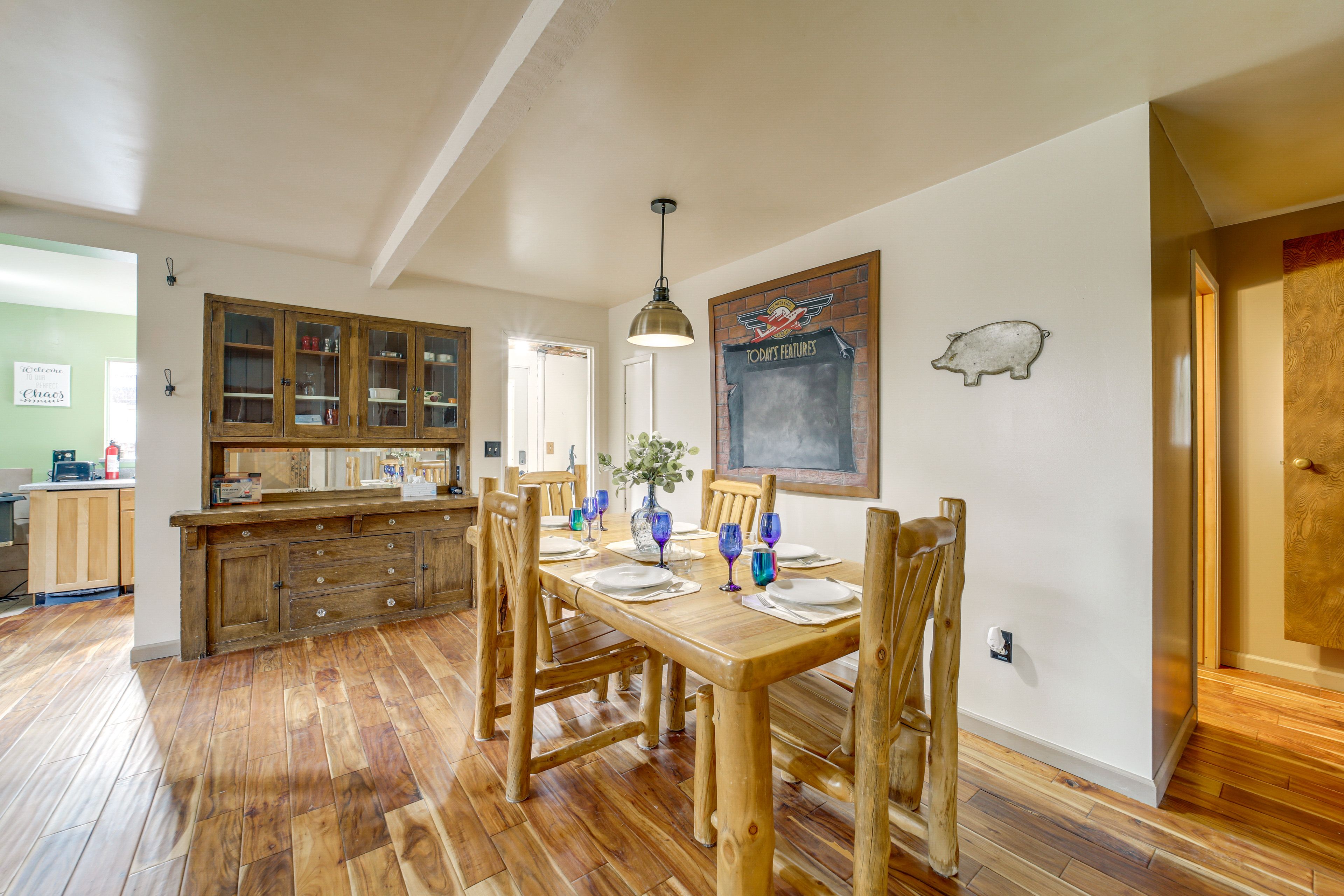 Additional Dining Area | Dining Table | 1st Floor