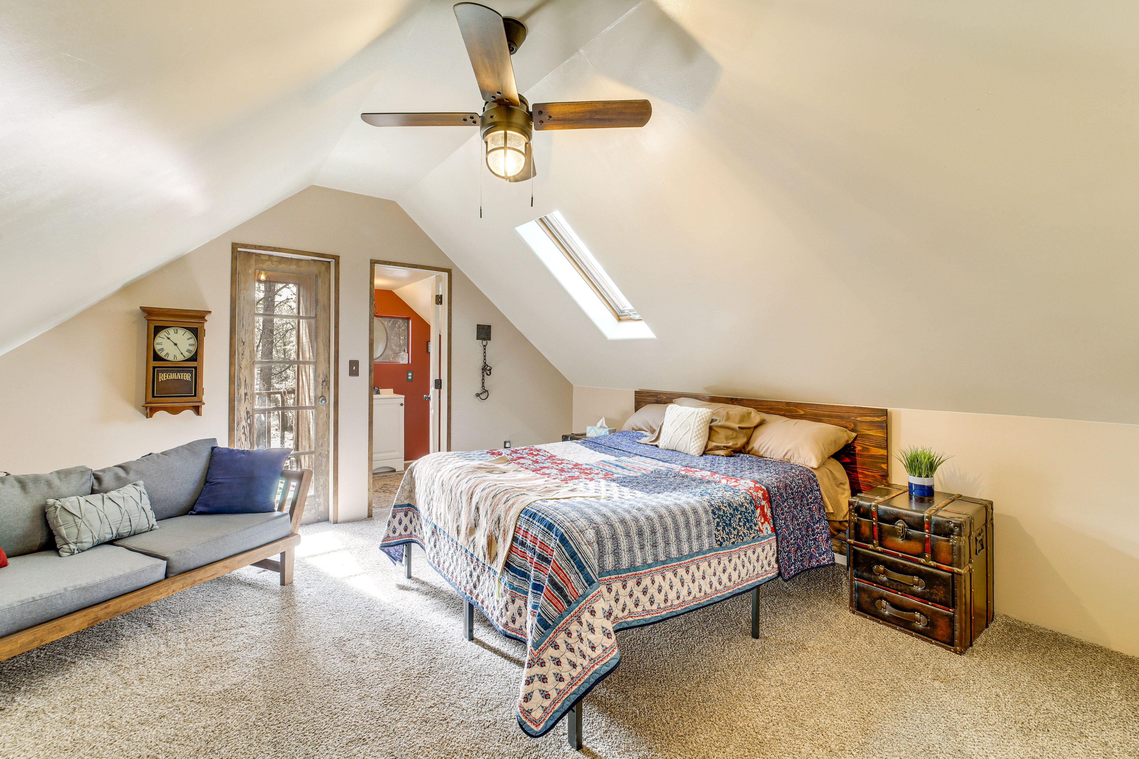 Bedroom 2 | Queen Bed | 2nd Floor