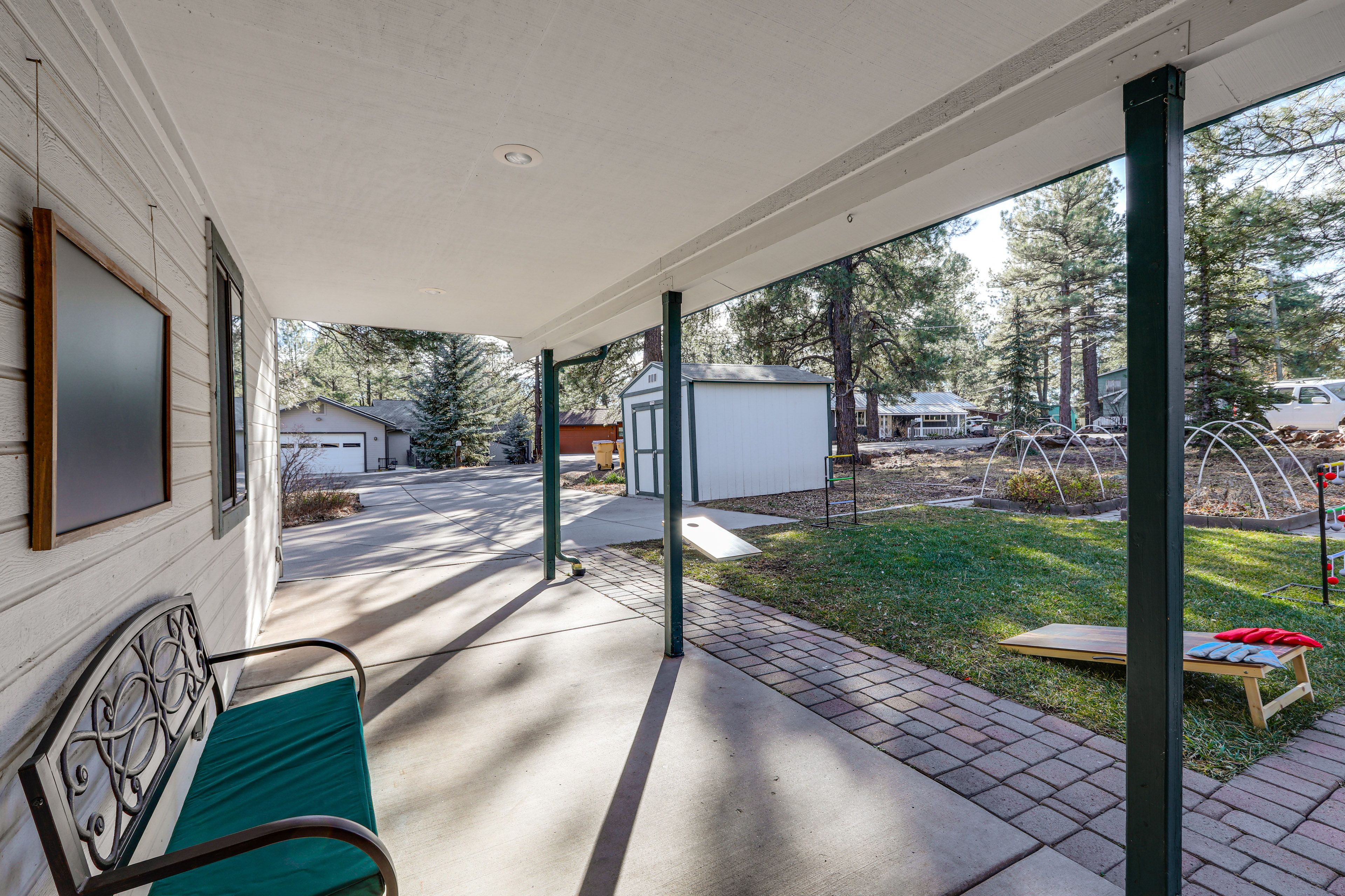 Covered Patio | Cornhole