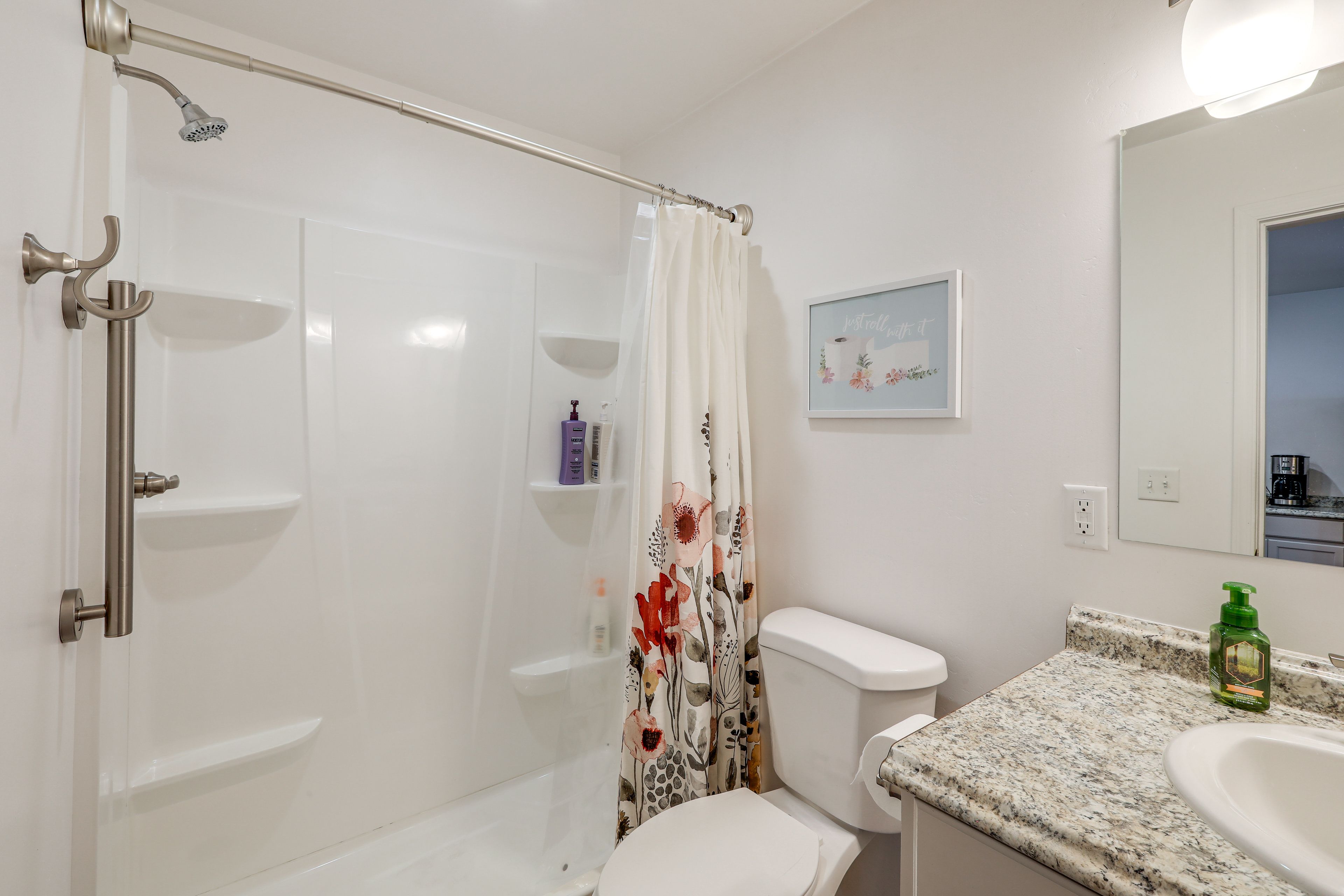 Bathroom (Detached Suite) | Towels Provided