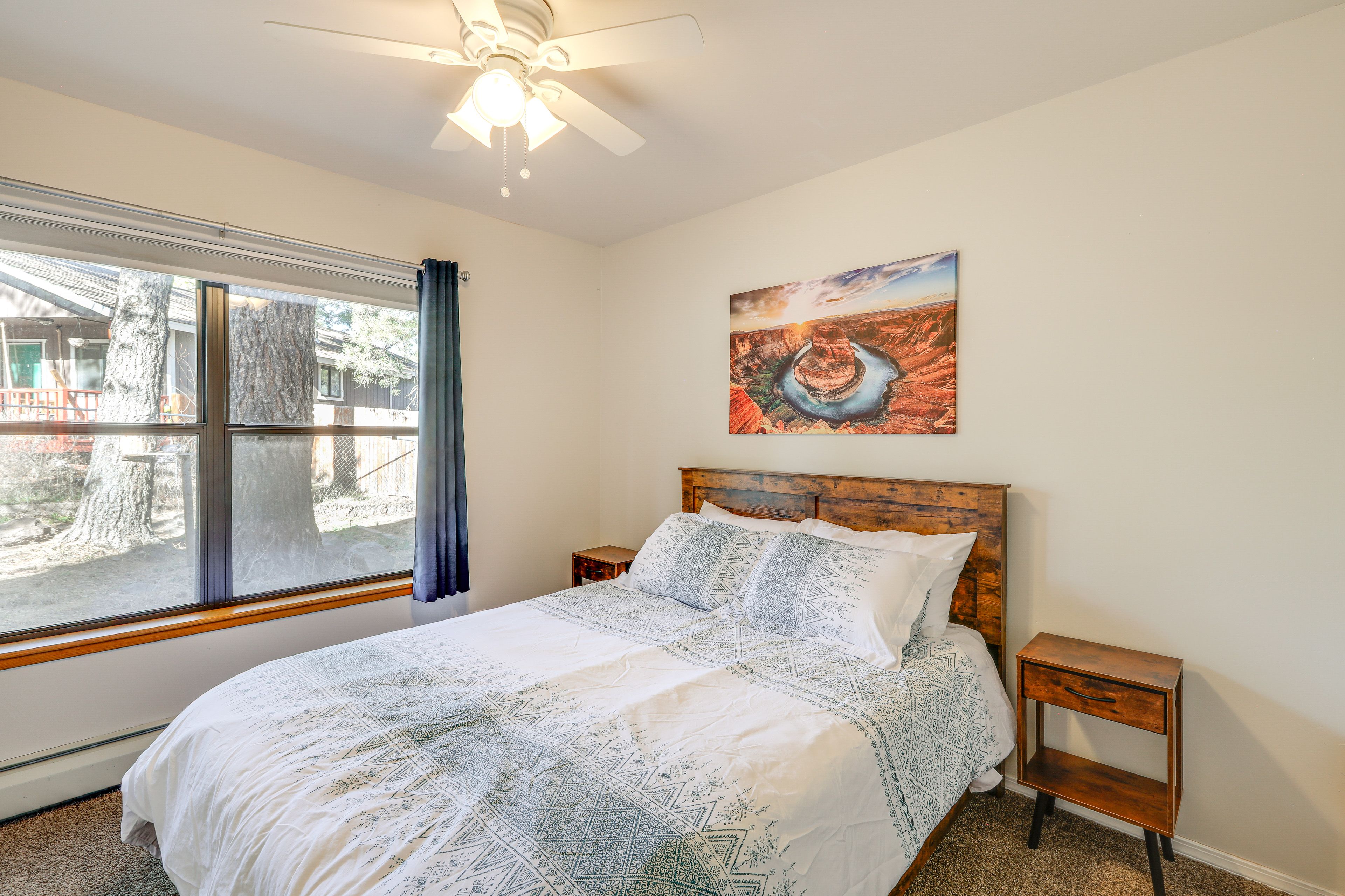 Bedroom 2 | Queen Bed | 1st Floor