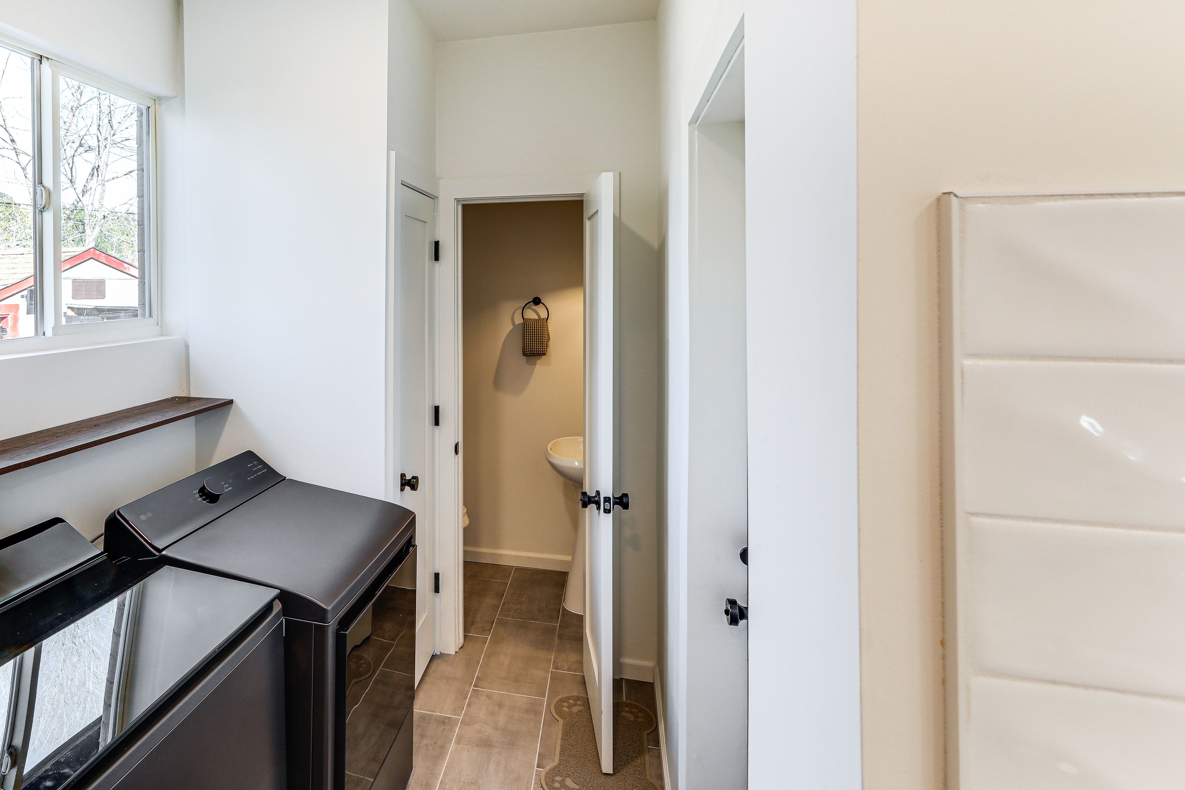 Laundry Area | Washer & Dryer