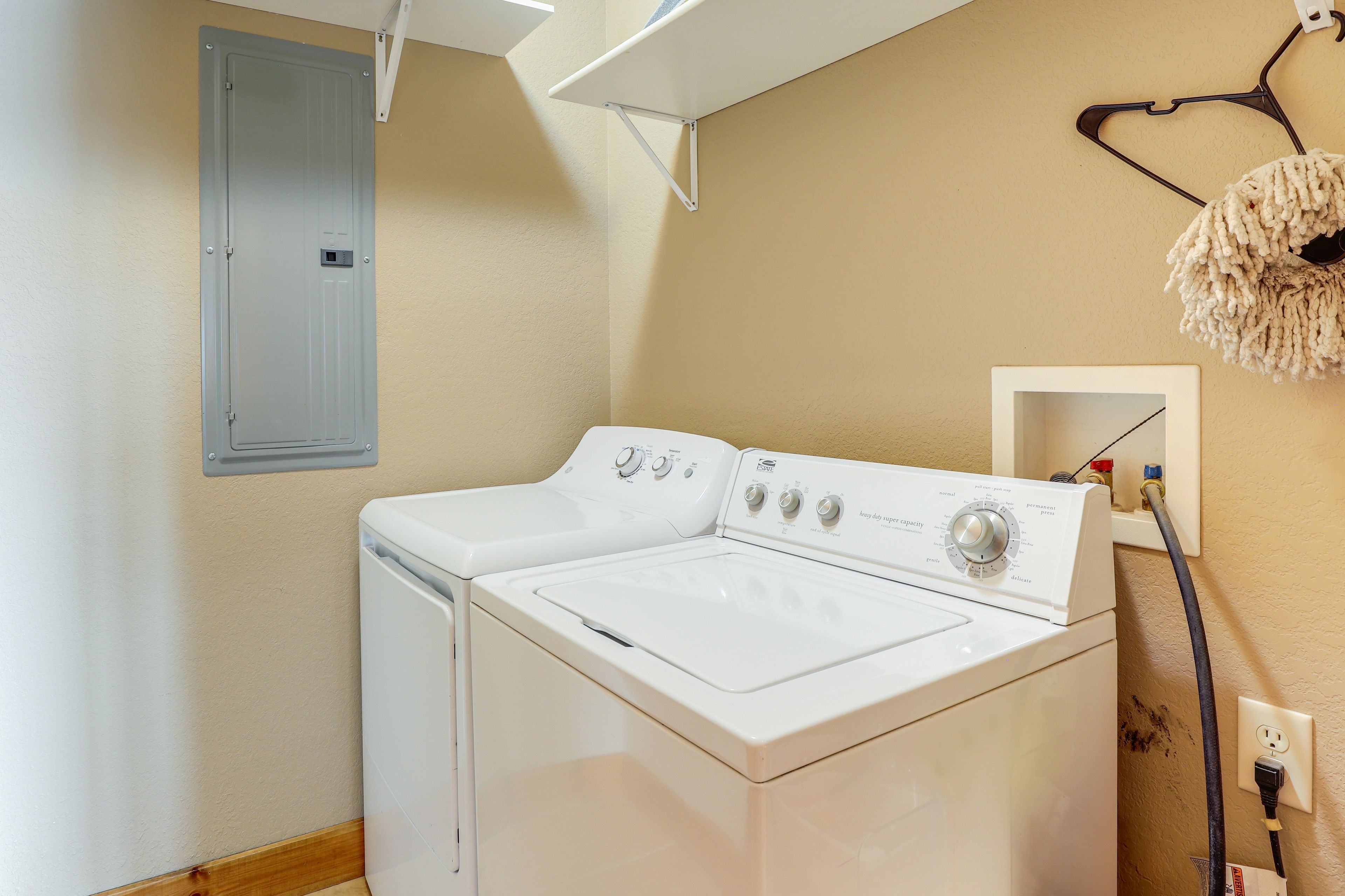 Laundry Room | Lower Level