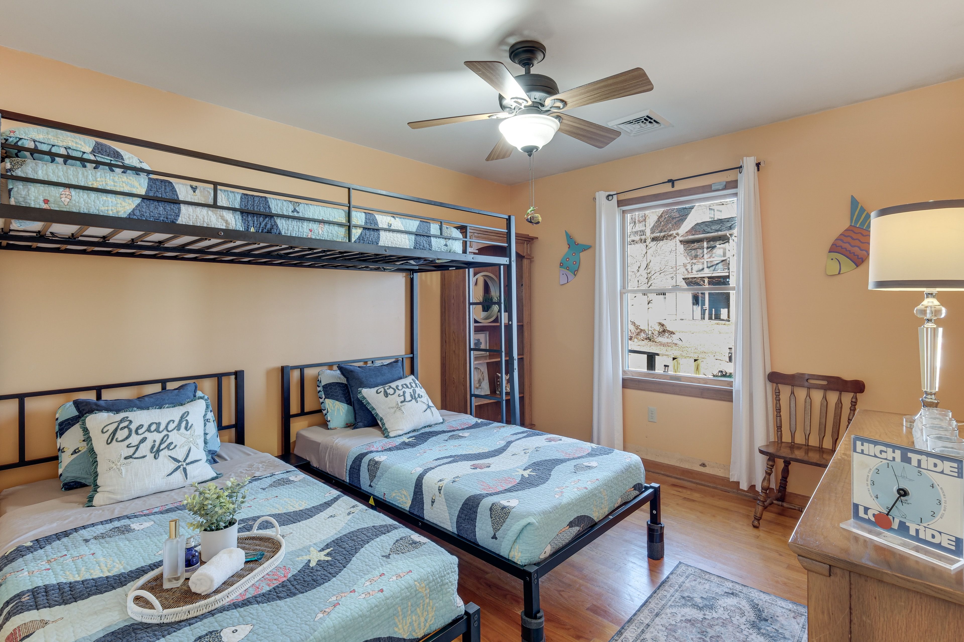 Bedroom 3 | 2 Twin Beds | Lofted Twin Bed