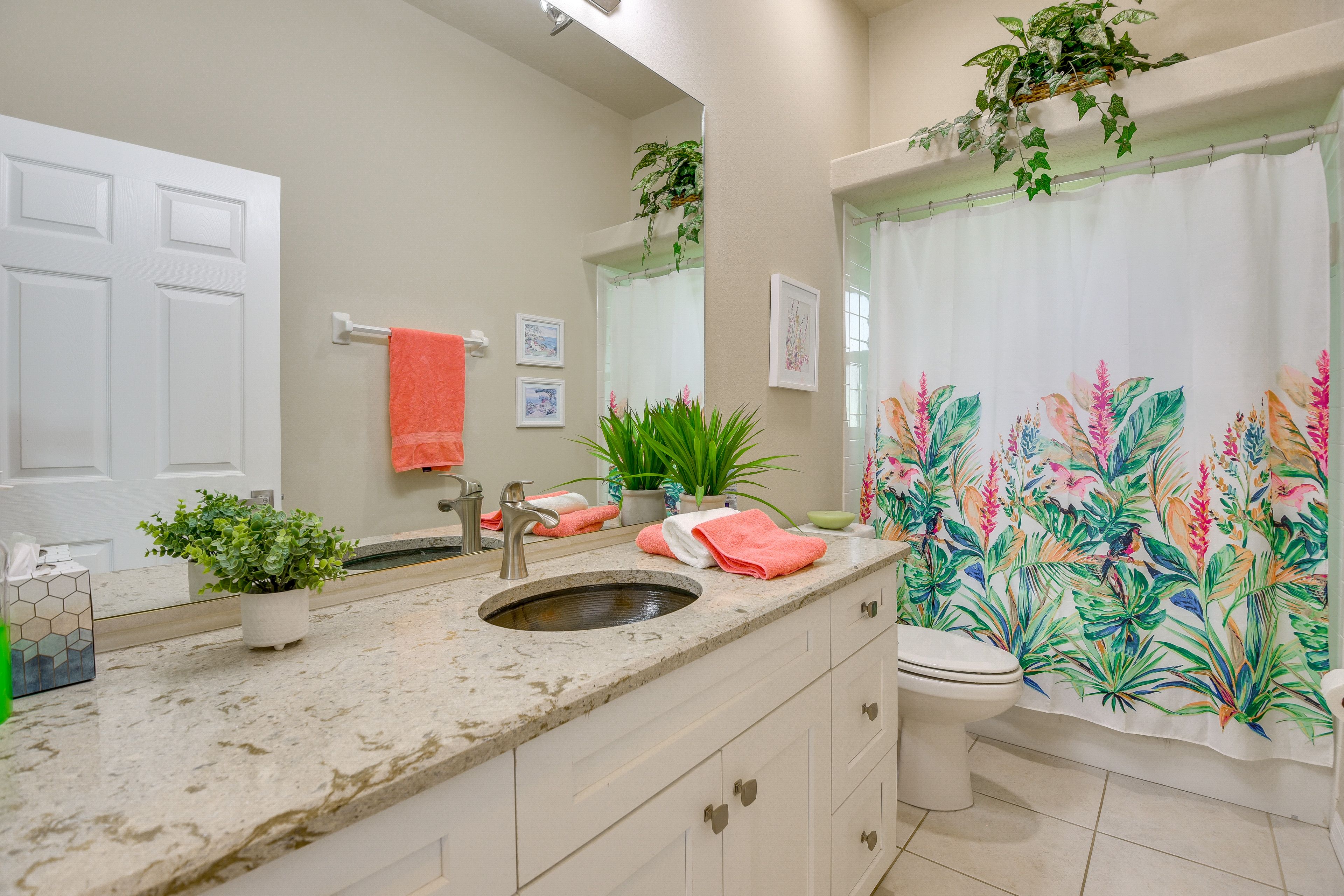 Full Bathroom