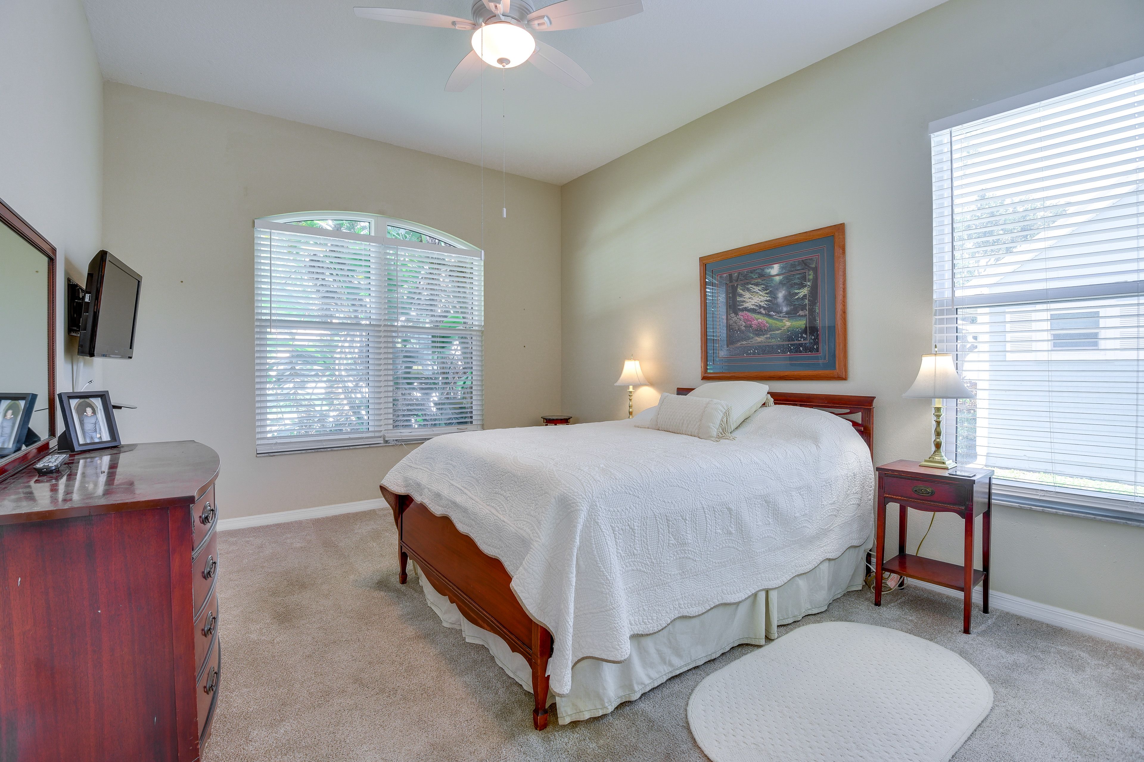Bedroom 3 | Queen Bed