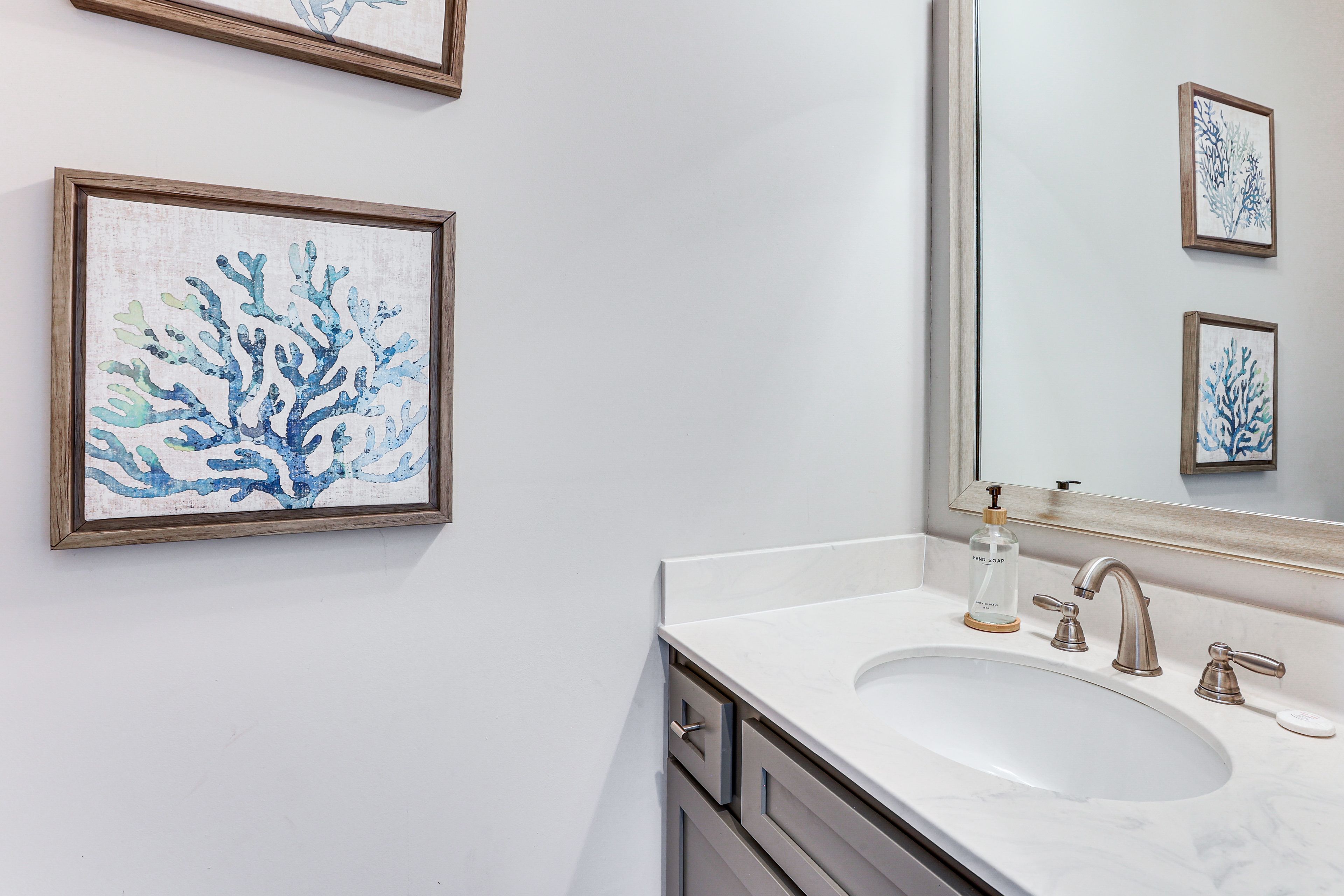 Half Bathroom | 1st Floor