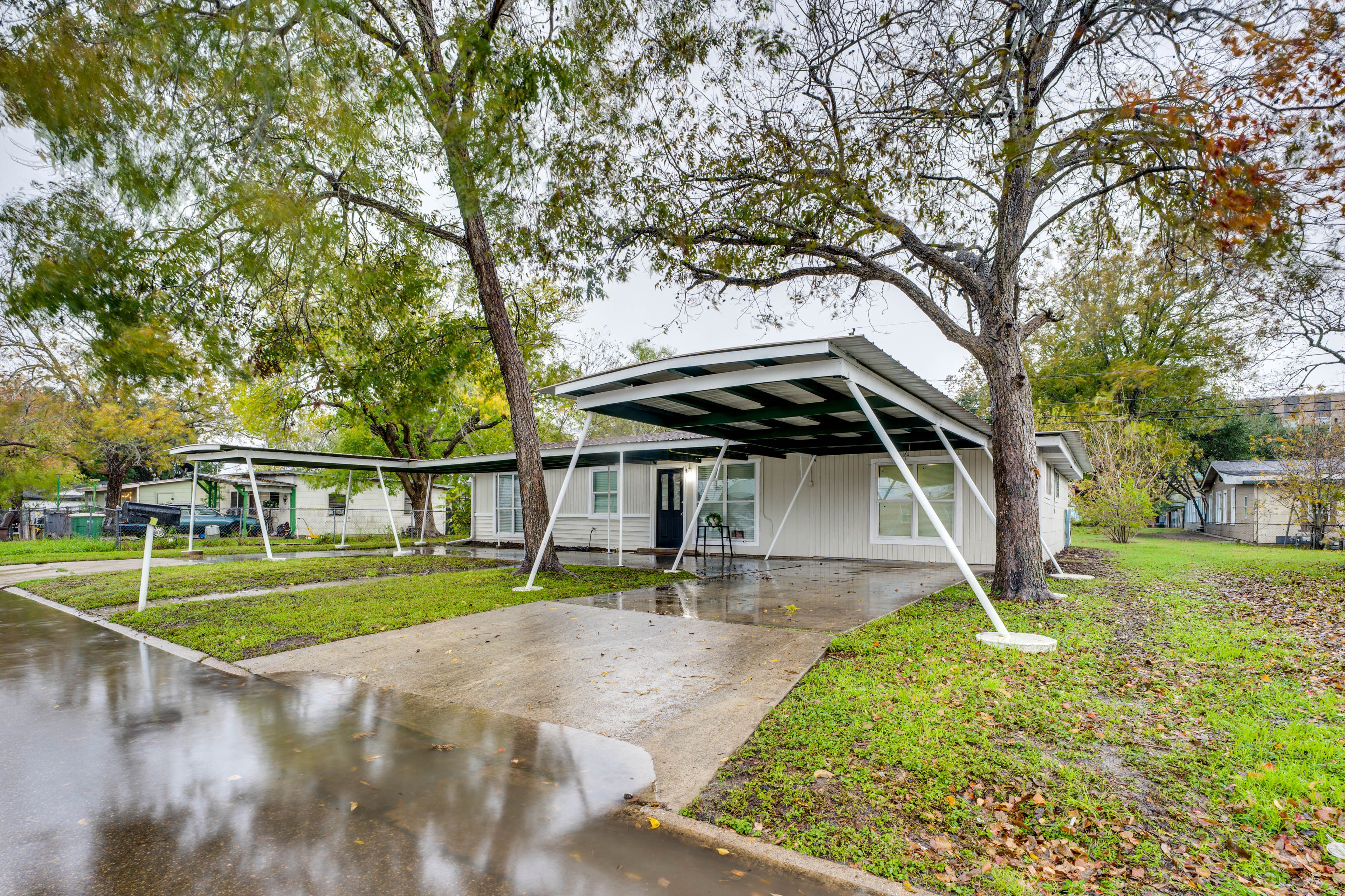 Property Exterior | Single-Story Home