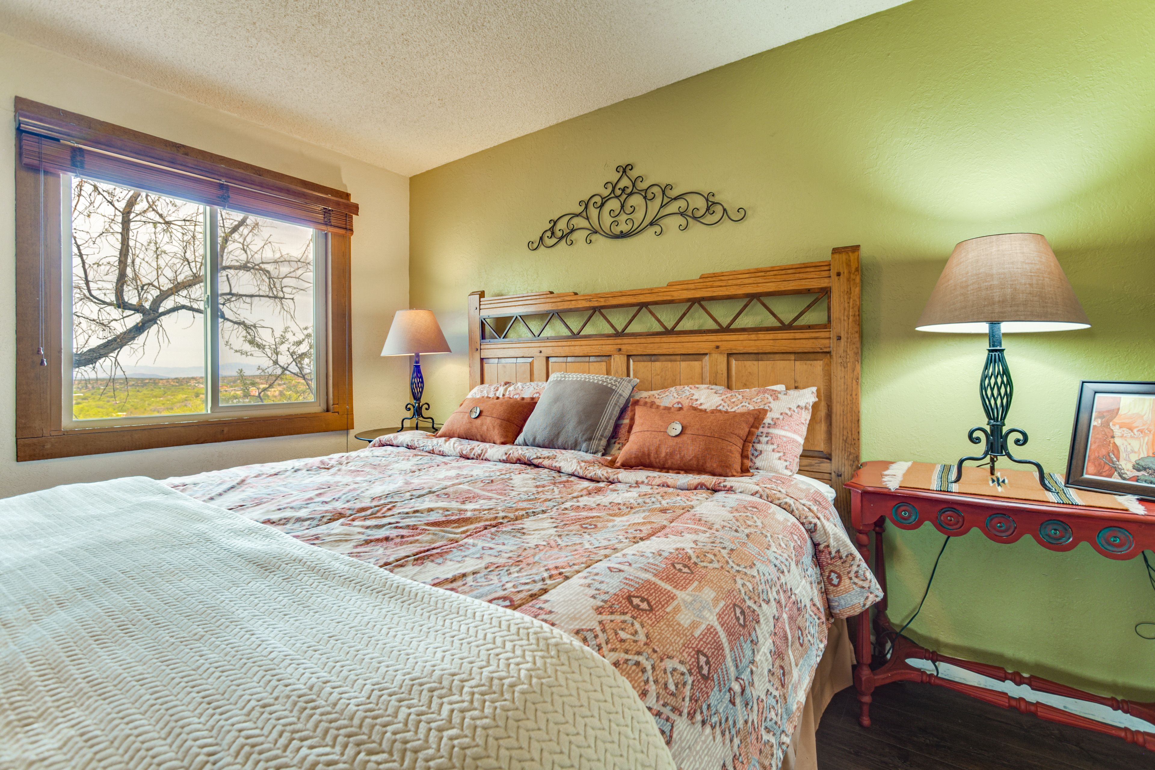 Bedroom 1 | King Bed | 2nd Floor