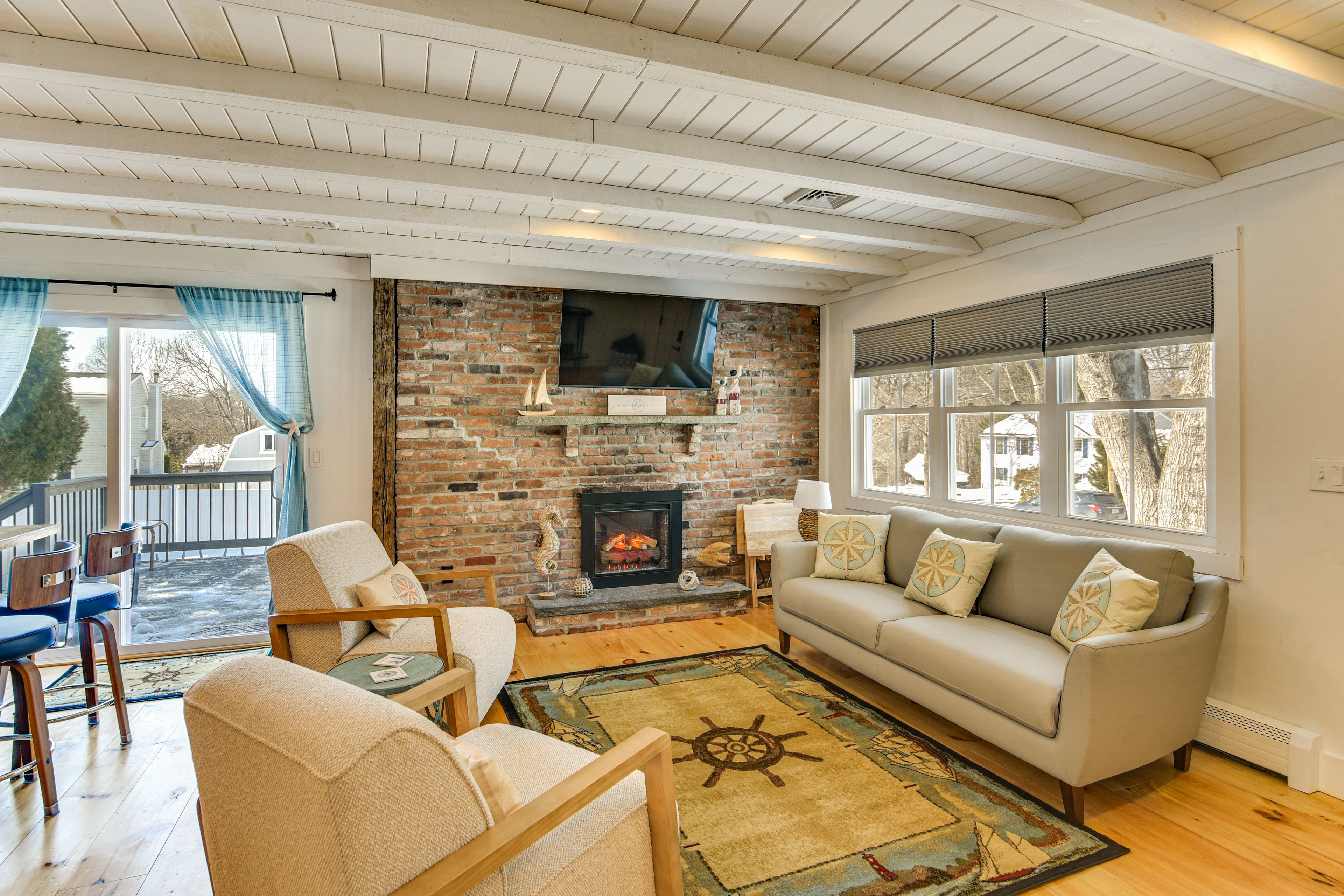 Living Room | Main Level