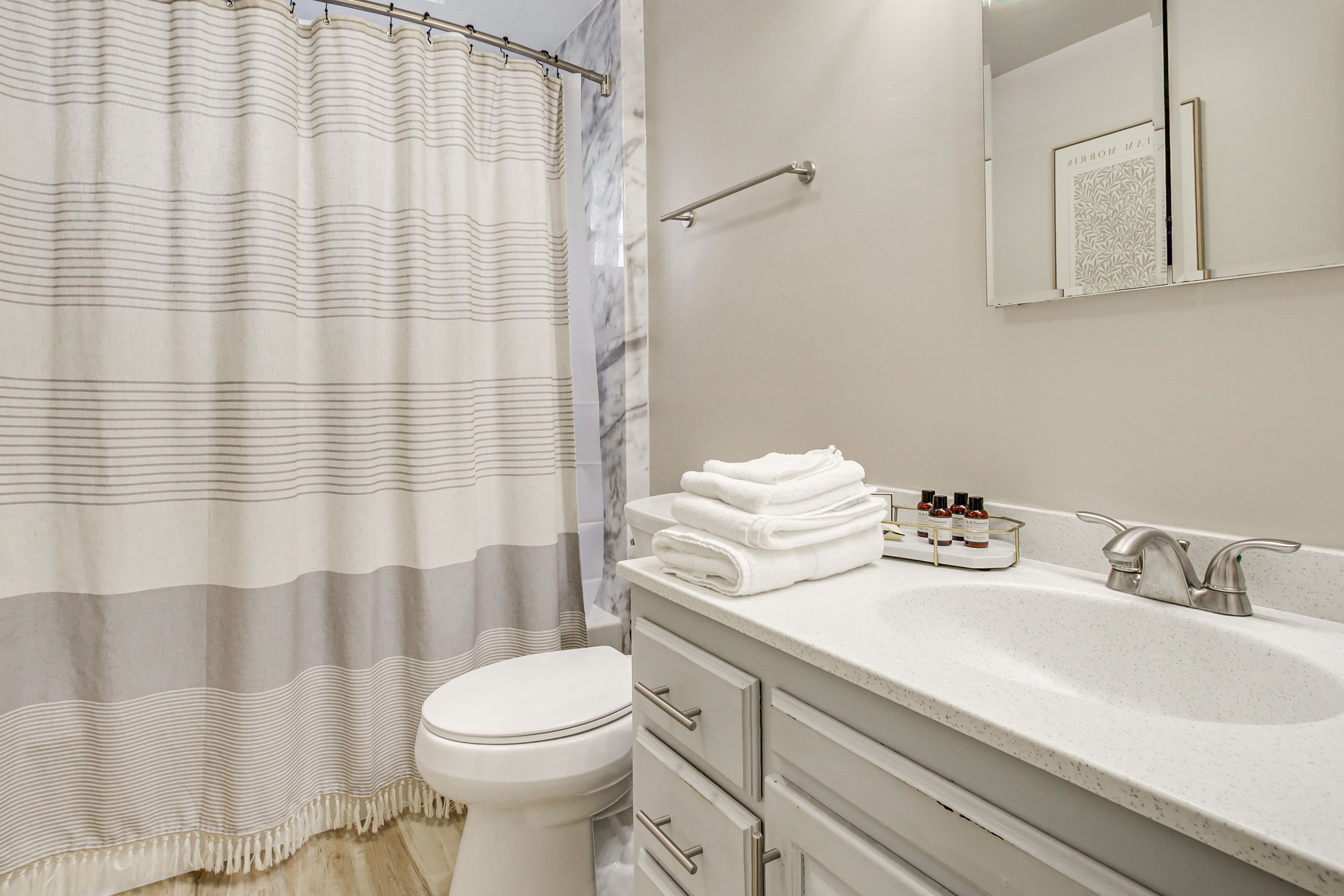 Full Bathroom | Lower Level | Complimentary Toiletries