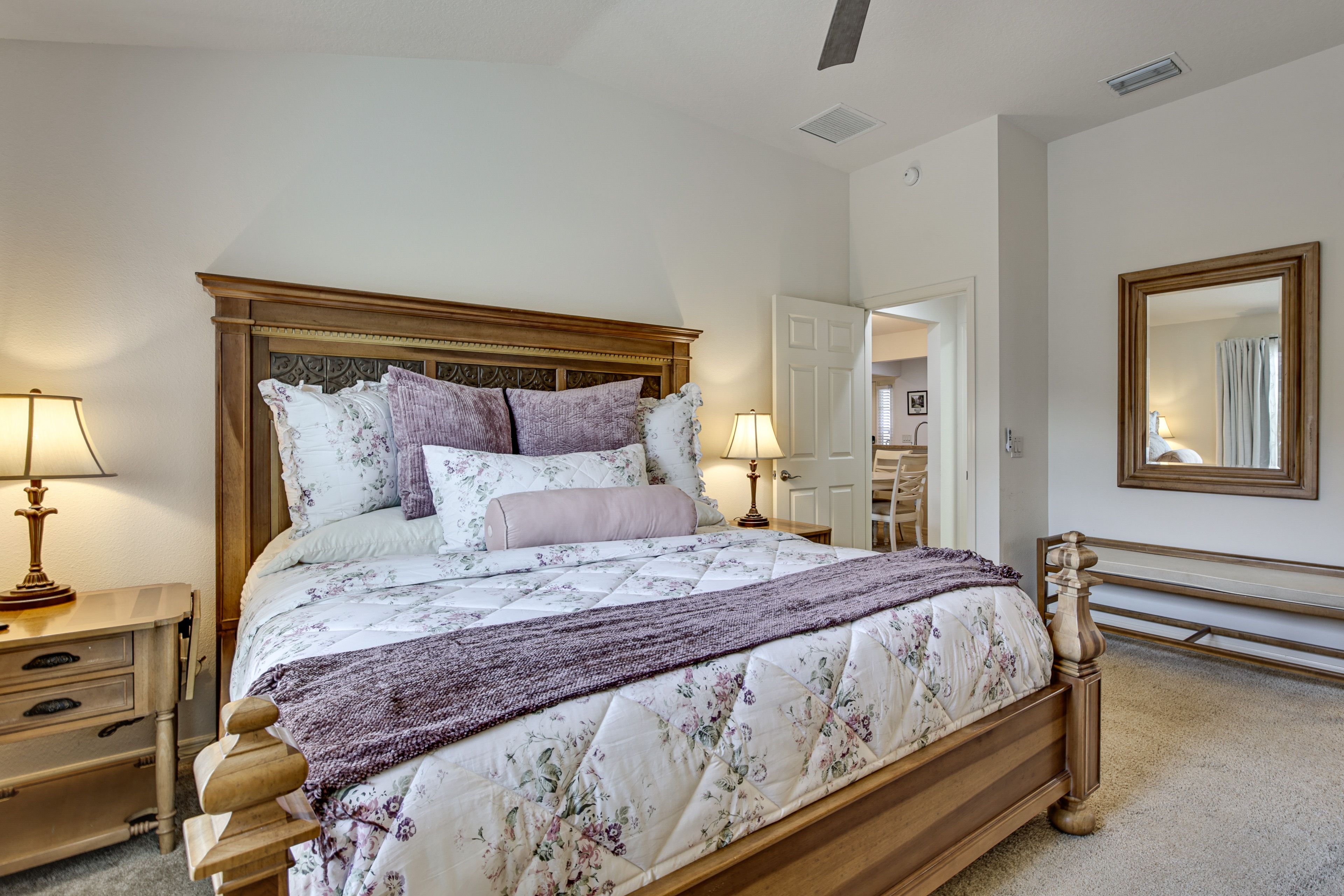 Bedroom 1 | King Bed | Flat-Screen TV