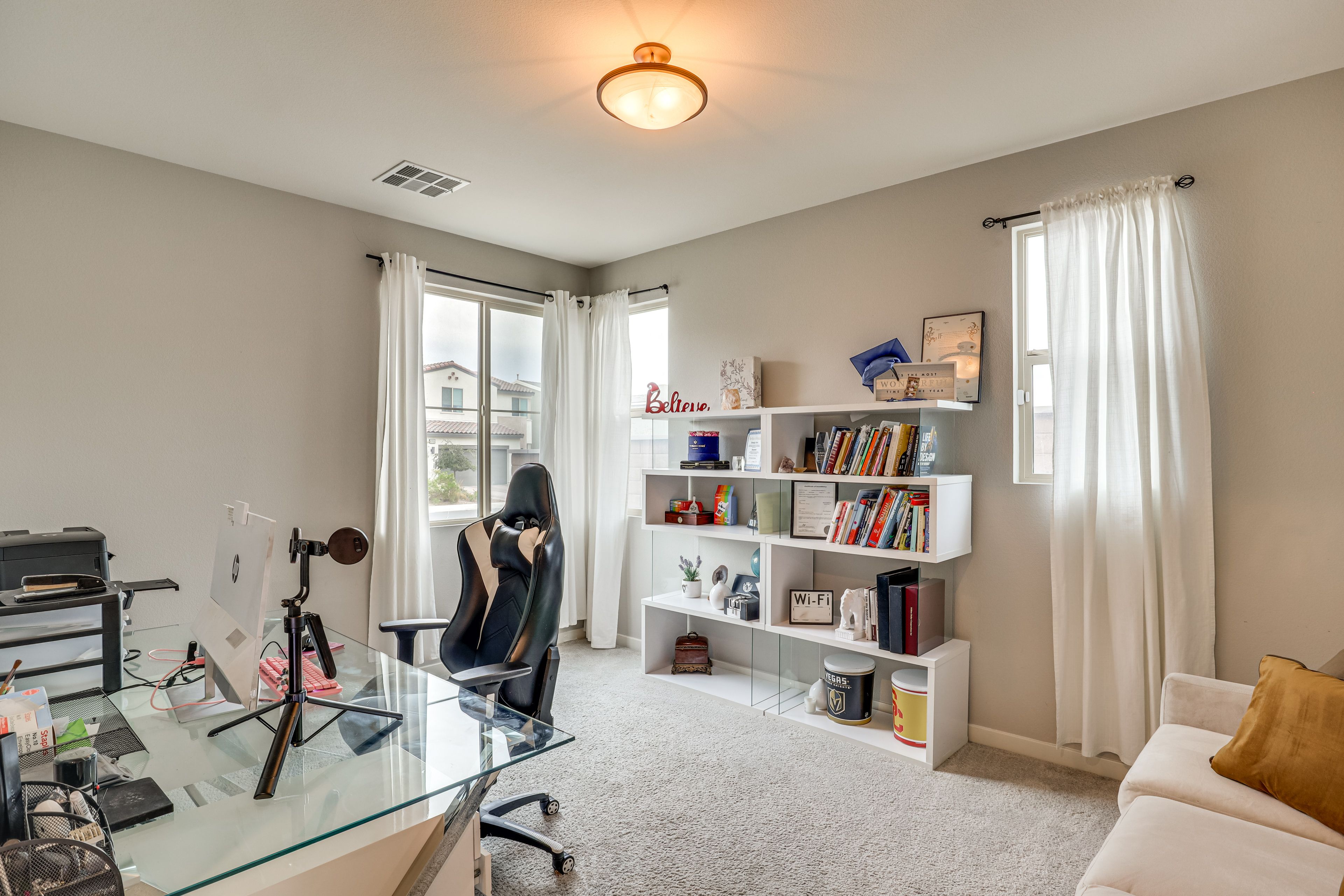 Office | 1st Floor | Free WiFi