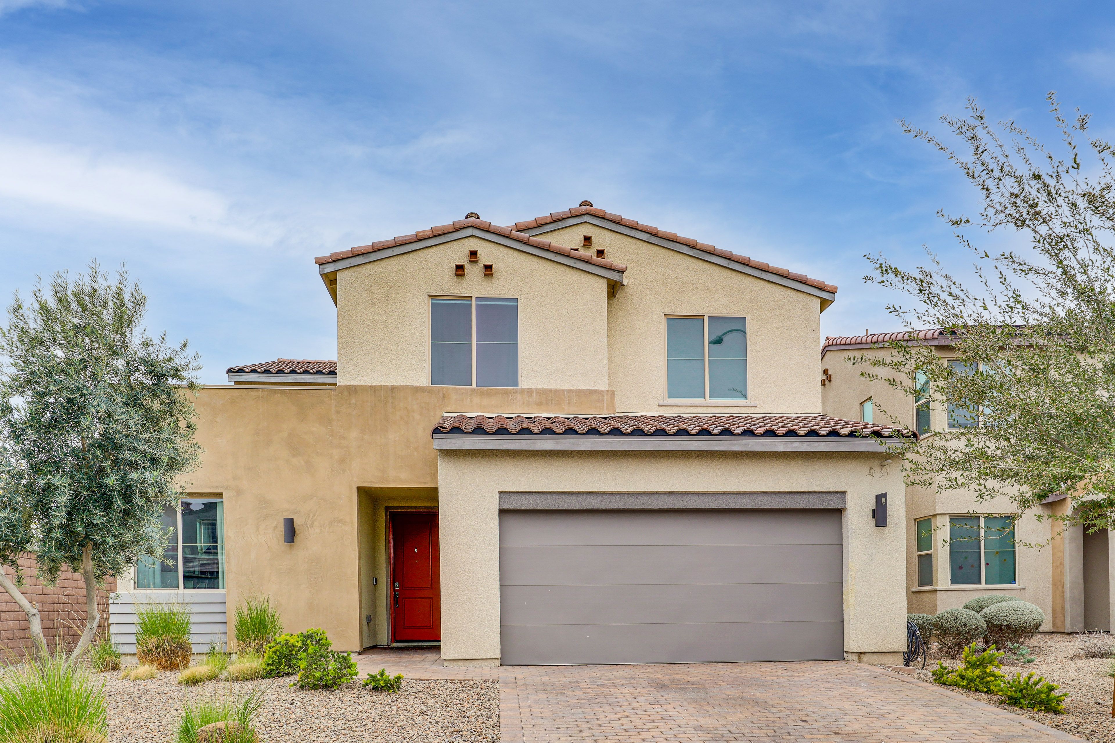 Parking | Driveway (2 Vehicles)