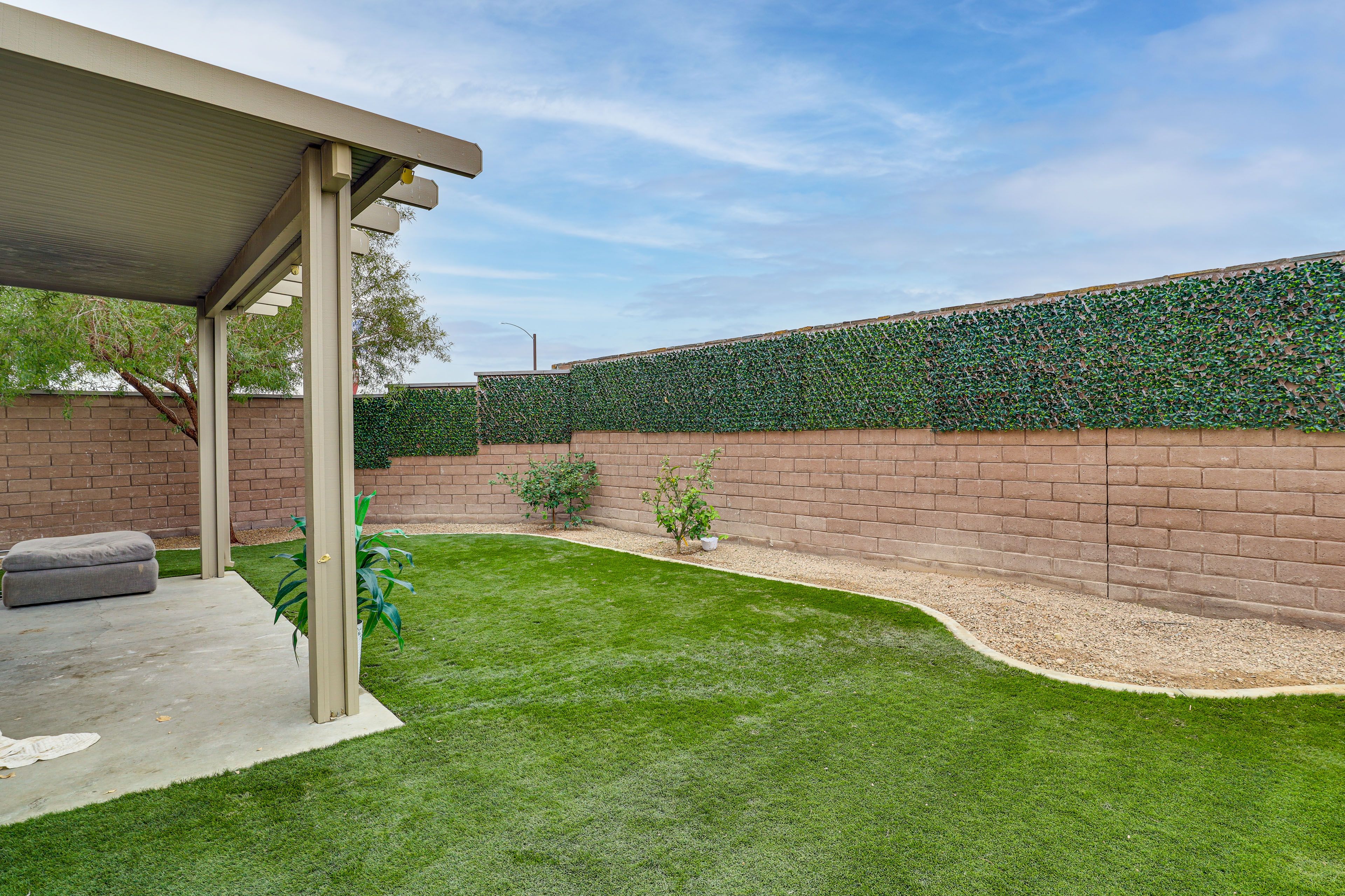 Fenced Backyard & Patio | 2 Mi to Aliante Casino & Golf Club