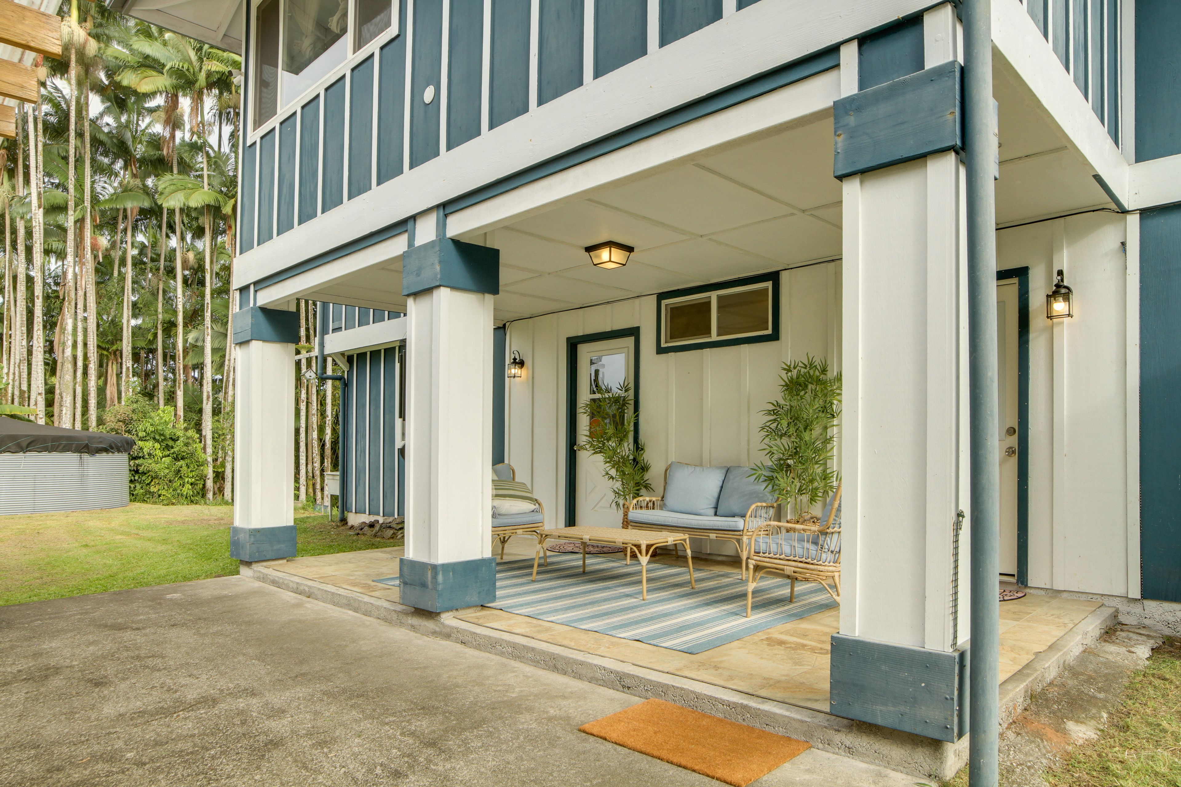 Private Patio | Outdoor Seating