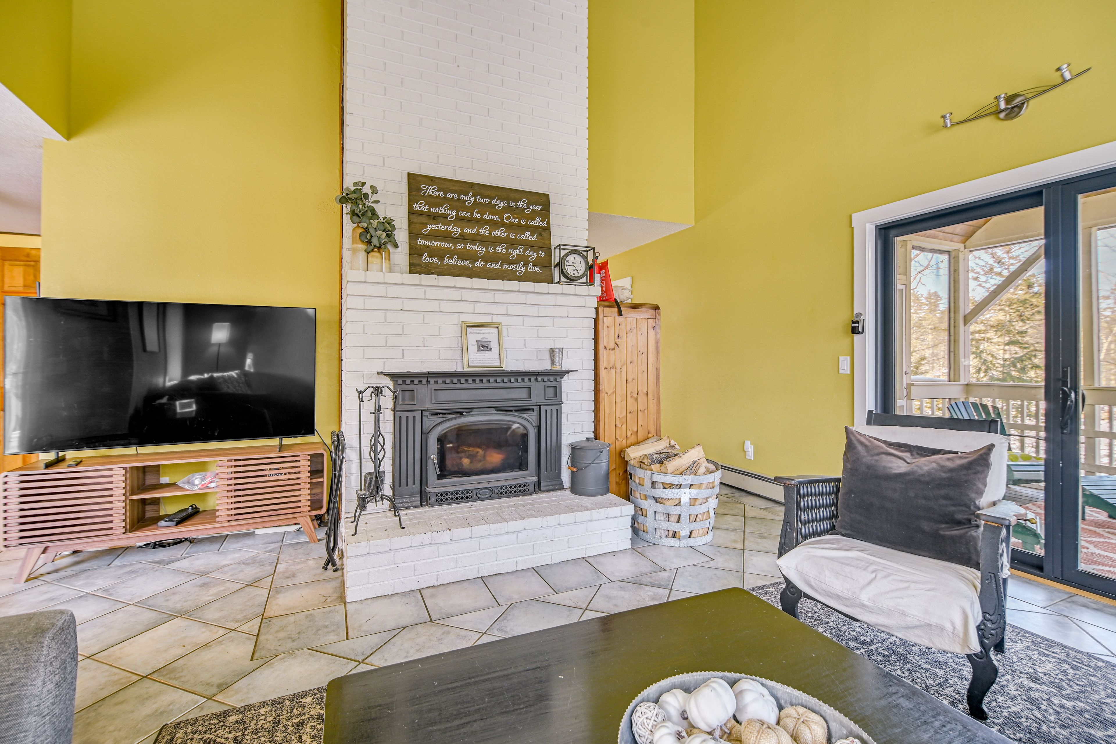 Living Room | 1st Floor