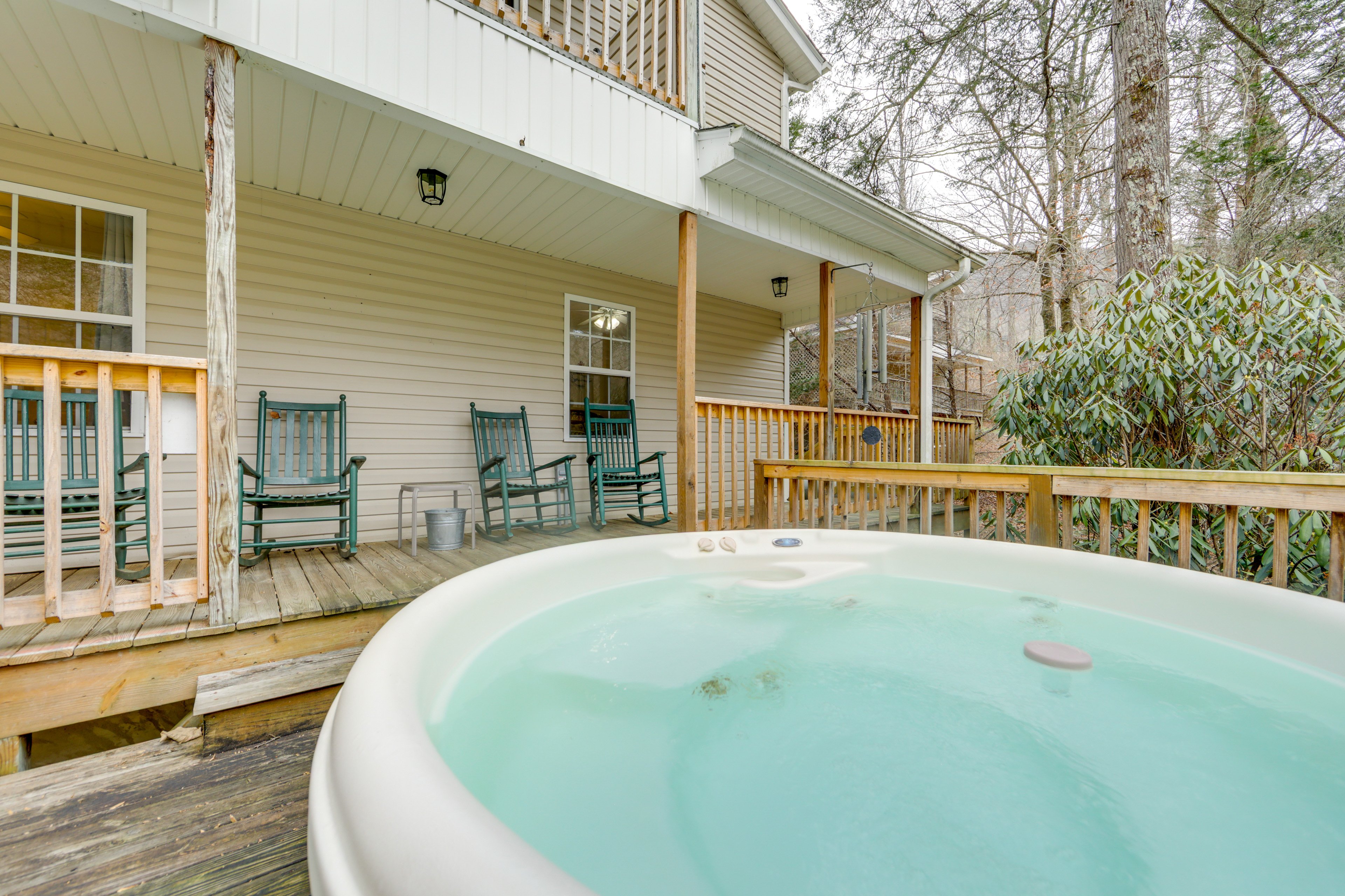 Deck | Private Hot Tub | Slide | Swing Set | Fire Pit