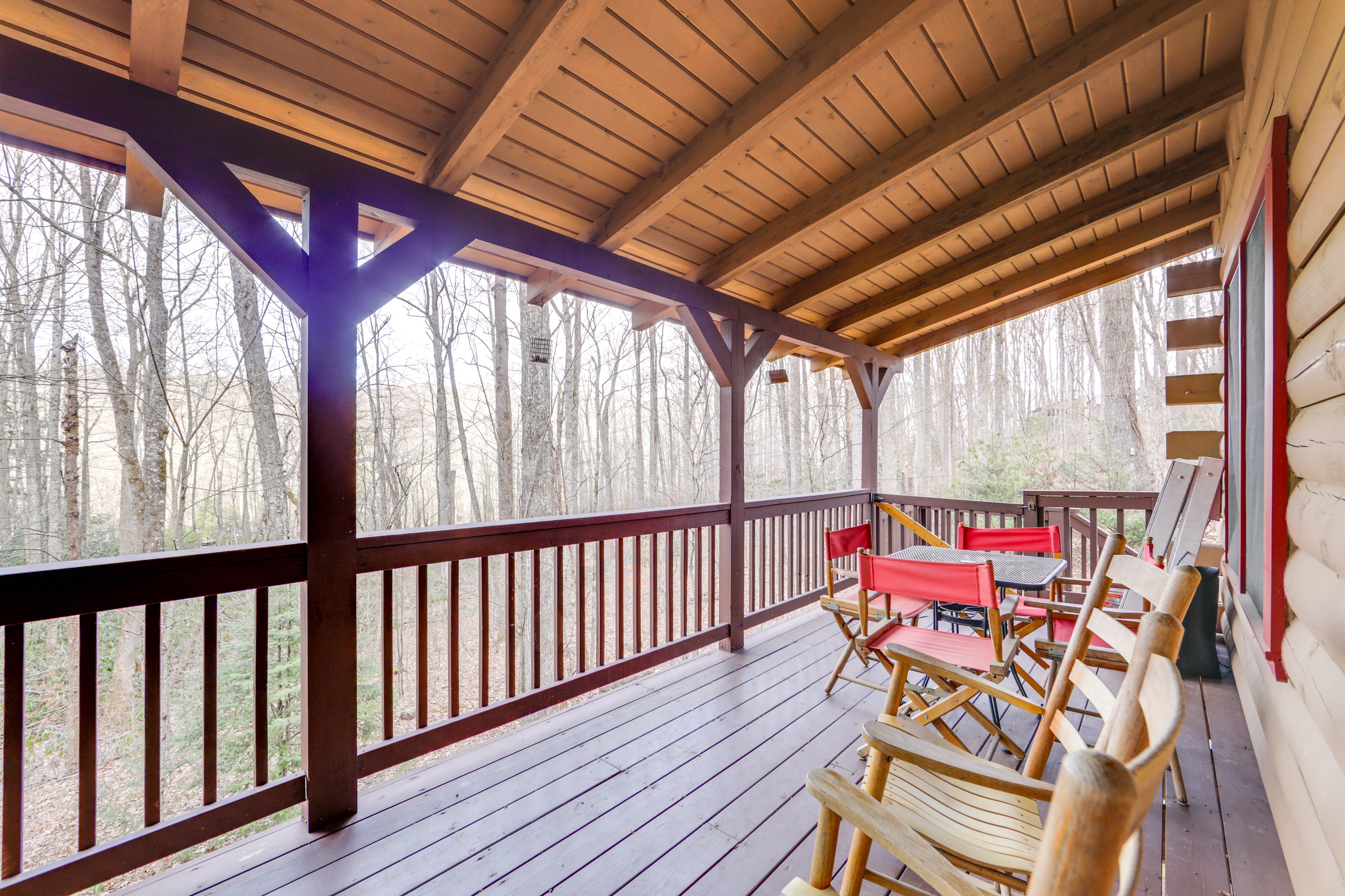 Partially Covered Deck | Dining Area | Gas Grill