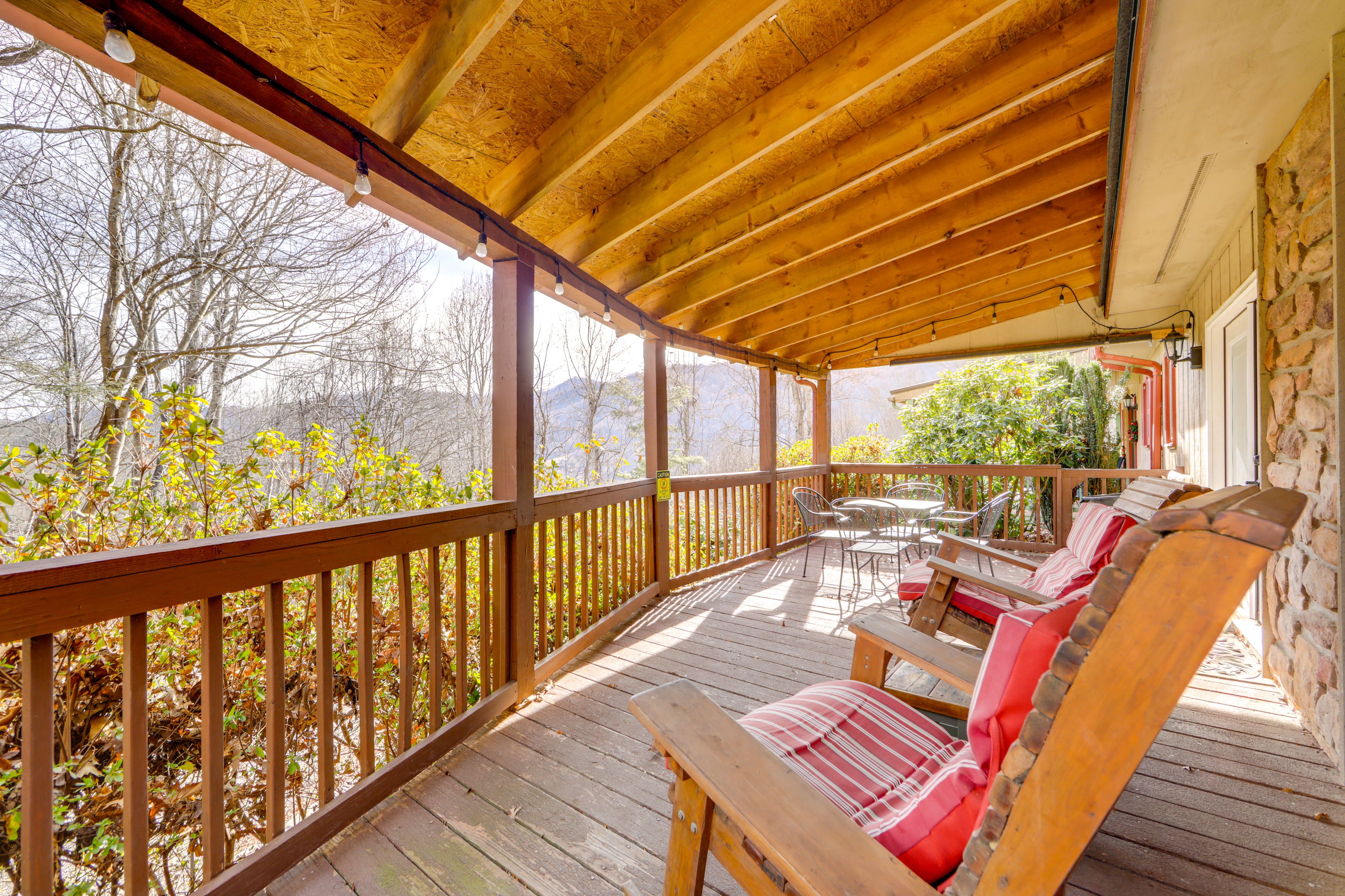 Maggie Valley Vacation Rental | 2BR | 2BA | 1,250 Sq Ft | Step to Enter