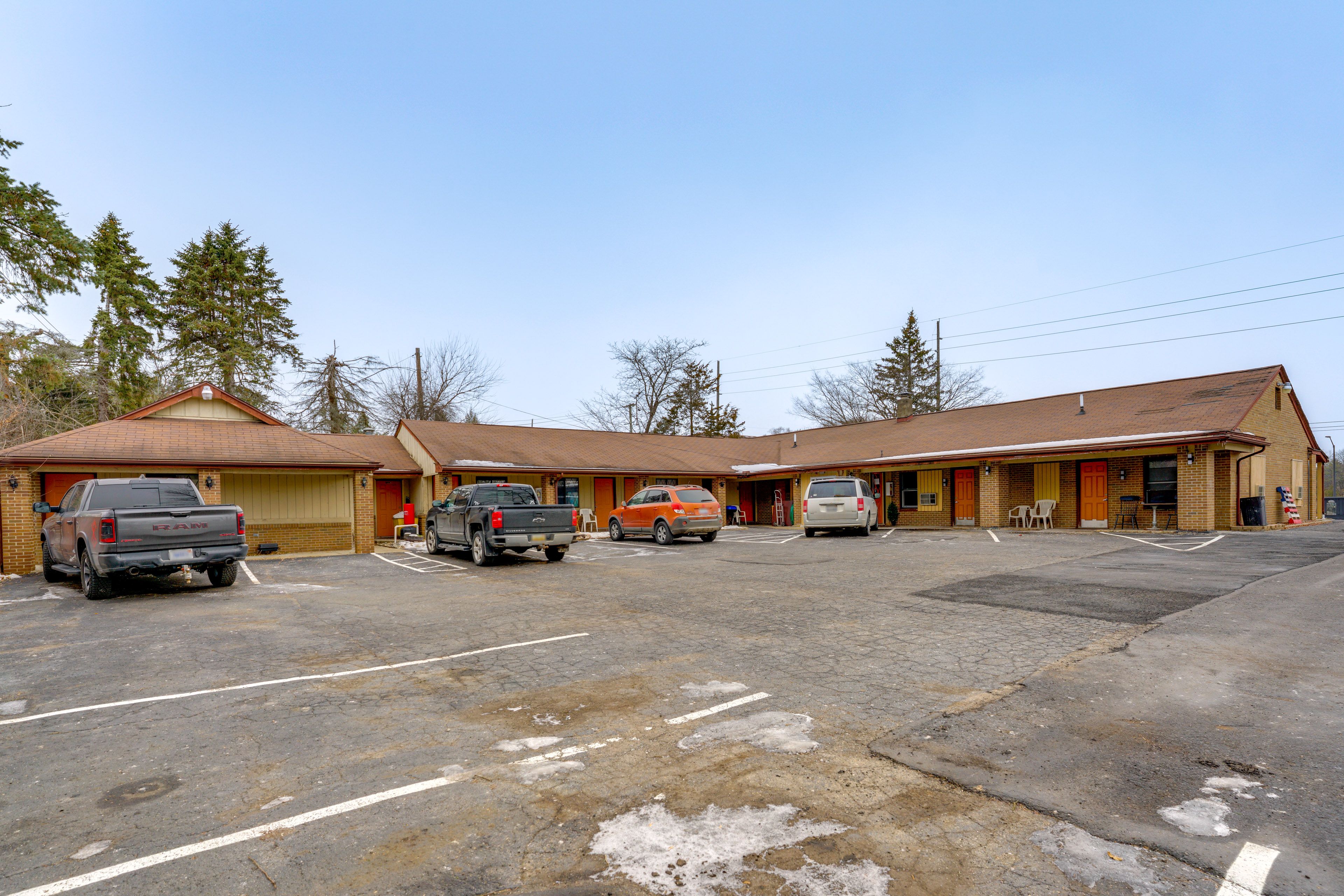 Parking | Community Parking Lot (2 Vehicles)