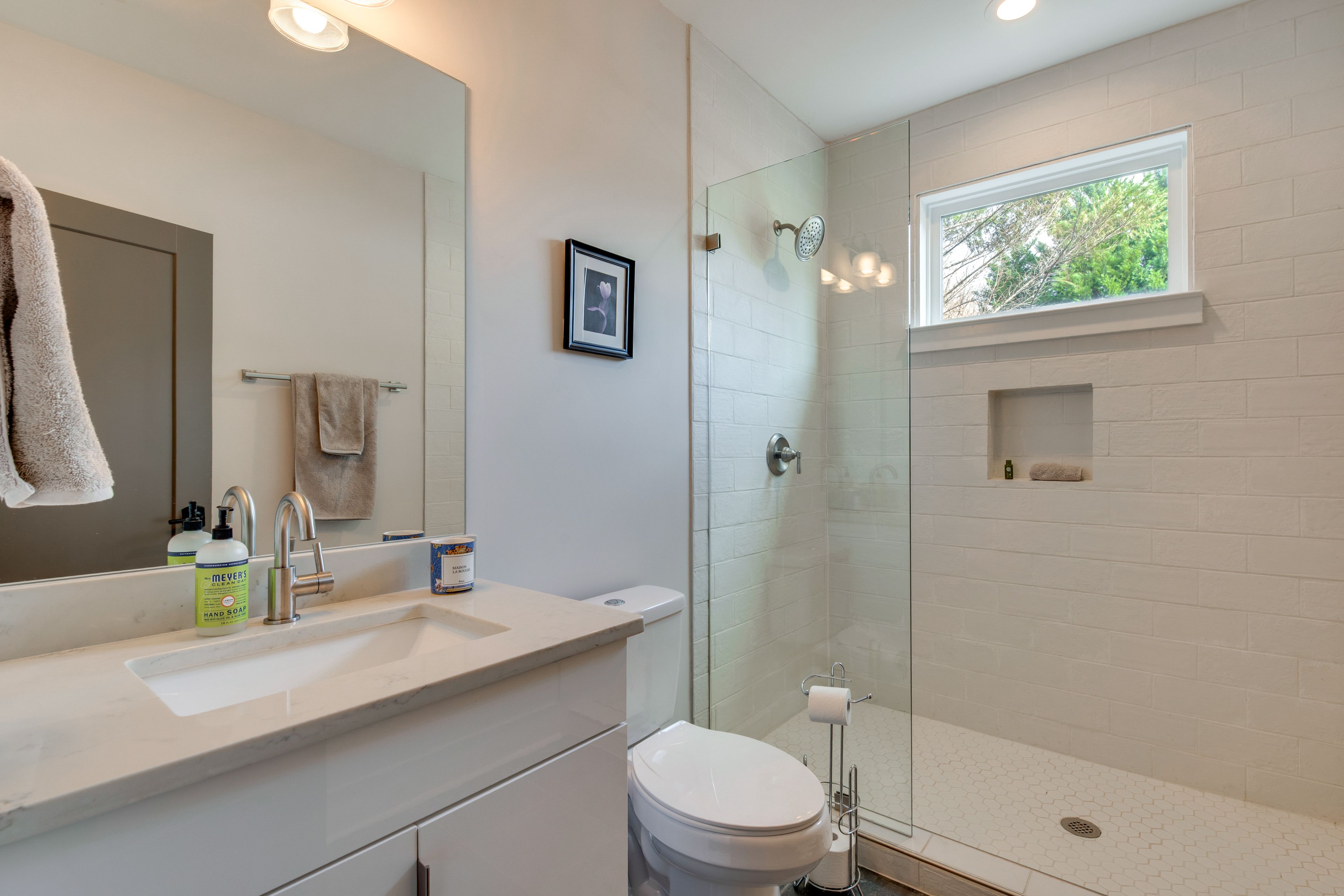 Full Bathroom | Lower Level