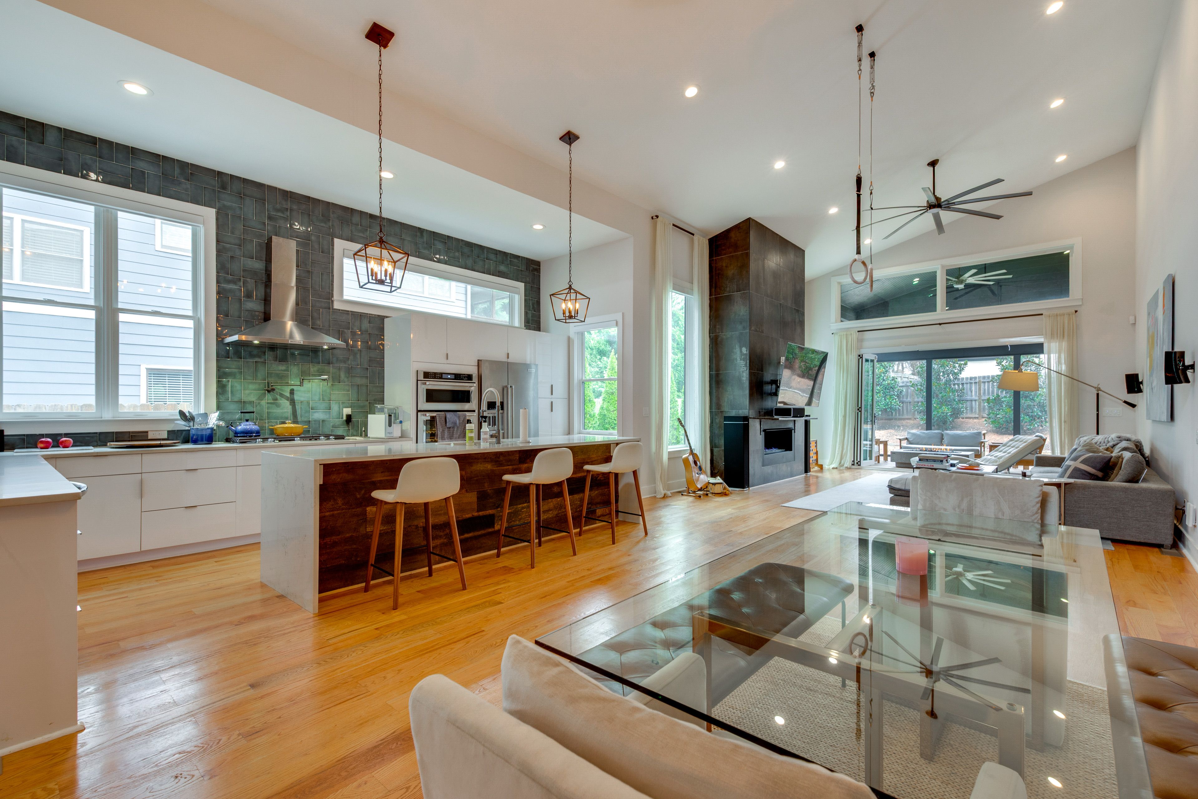 Dining Area | Main Level