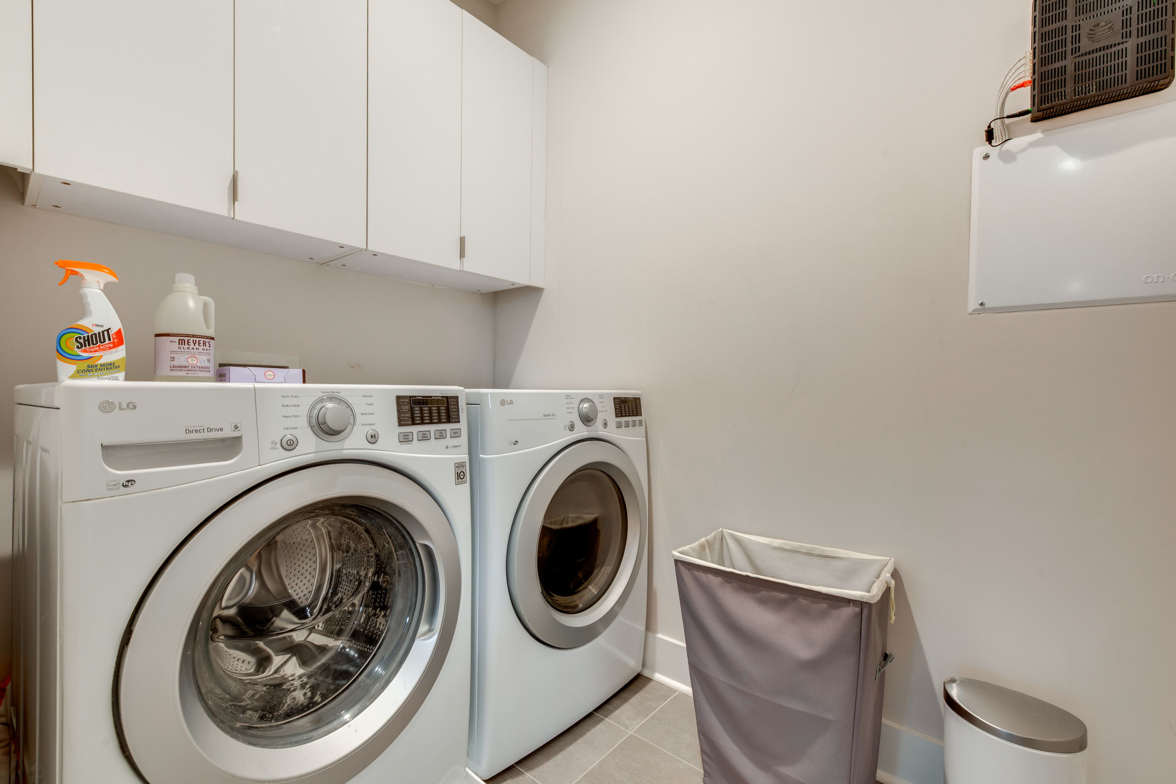 Washer & Dryer | Upper Level
