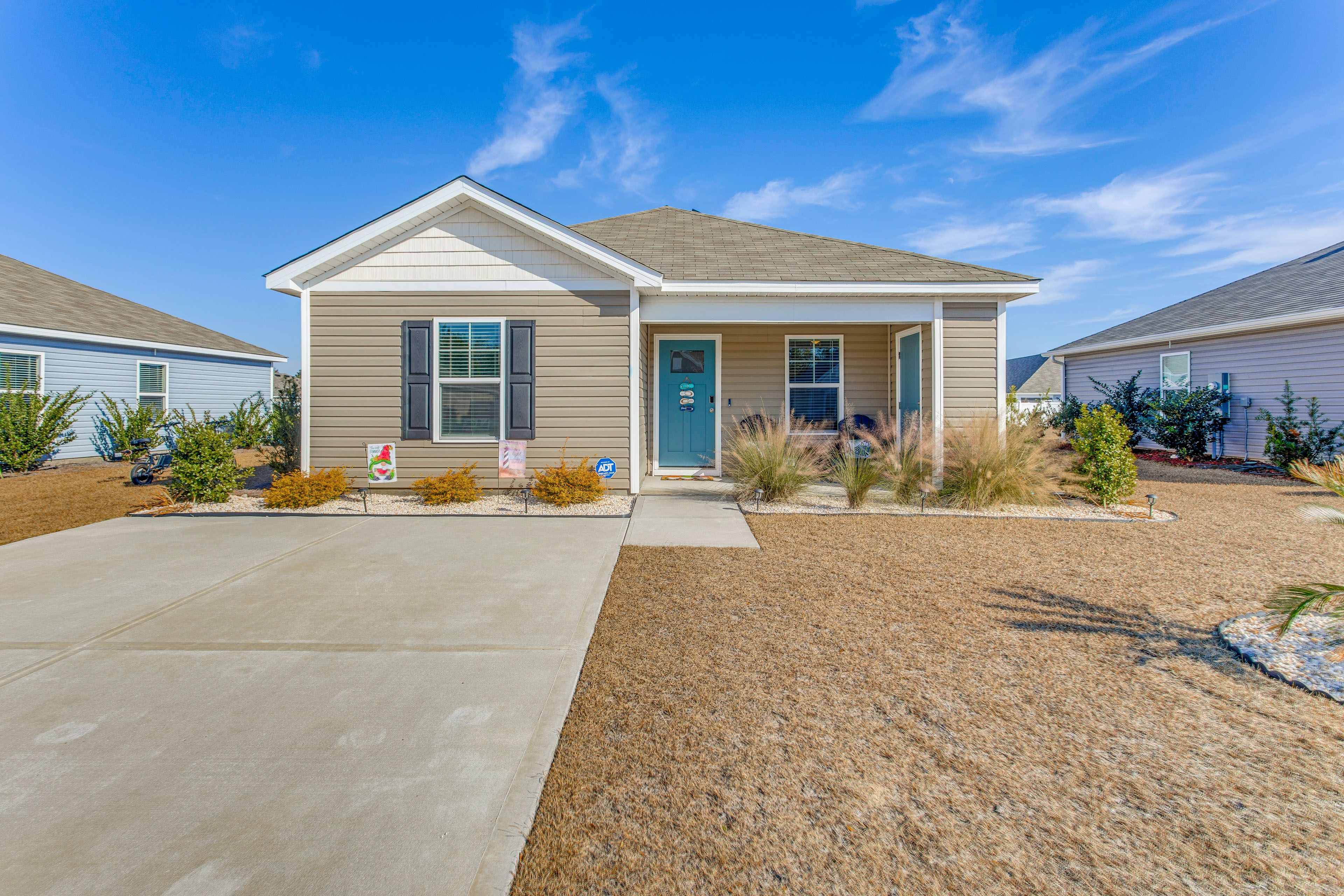 Parking | Driveway (2 Vehicles)