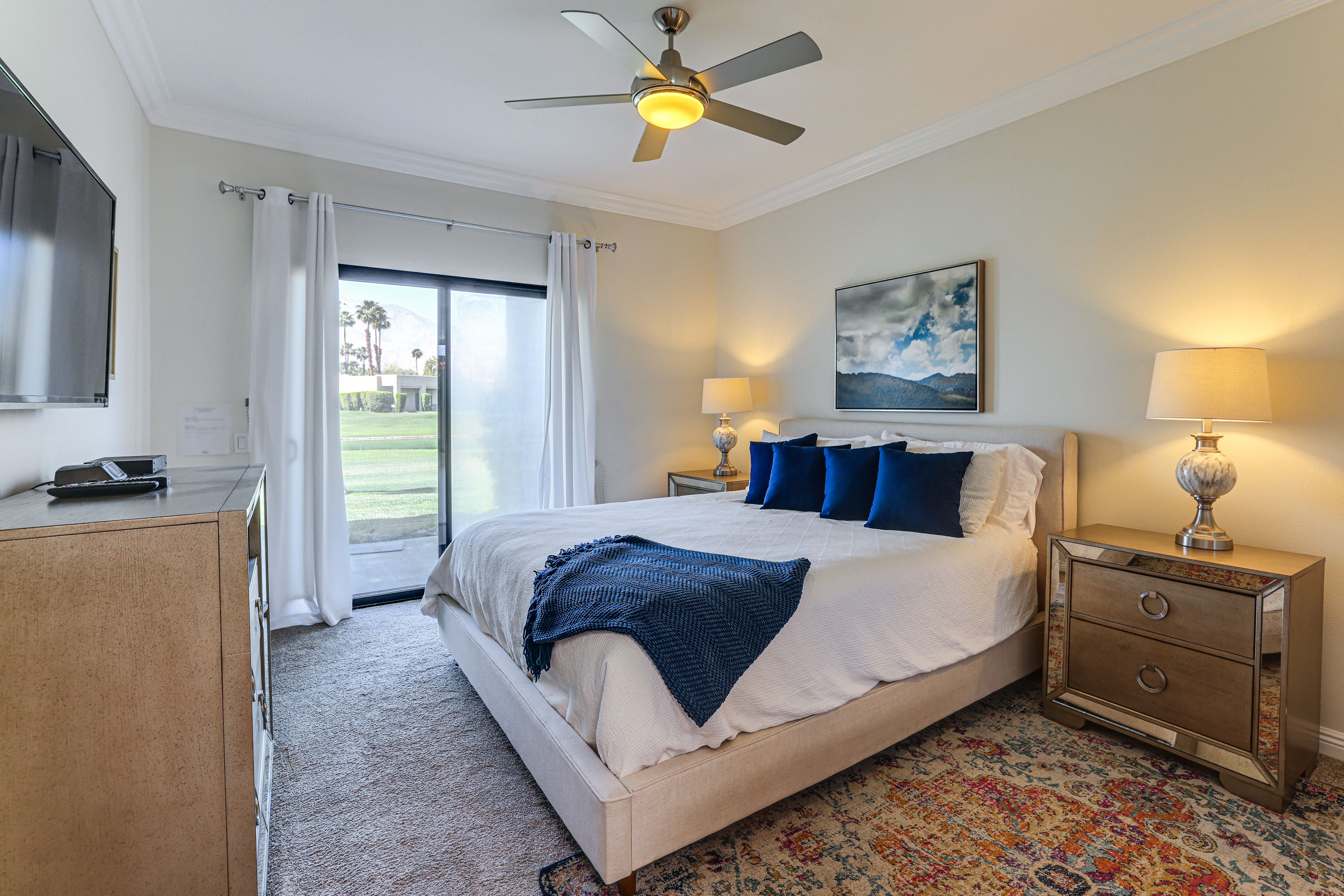 Bedroom 1 | California King Bed