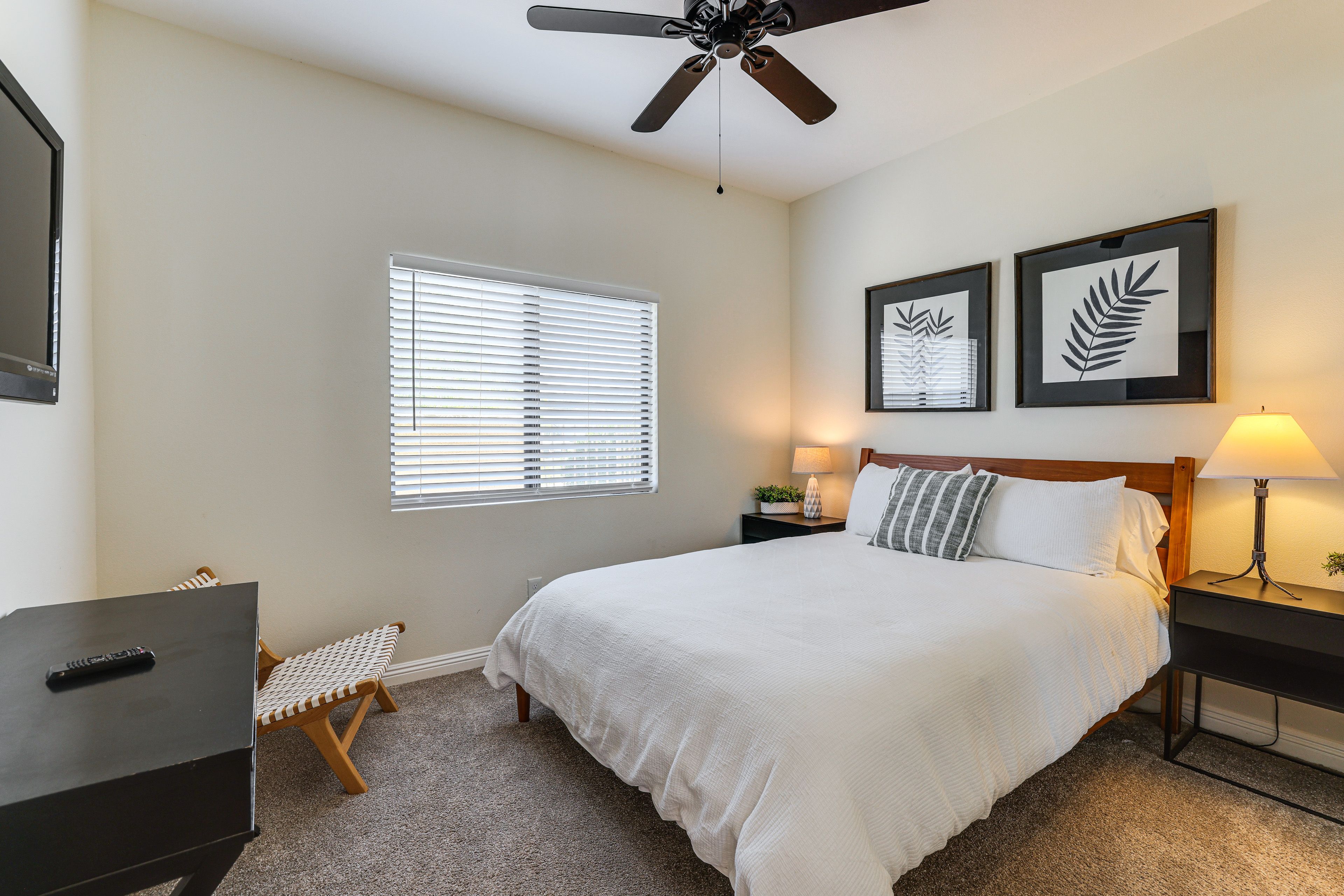 Bedroom 2 | Queen Bed