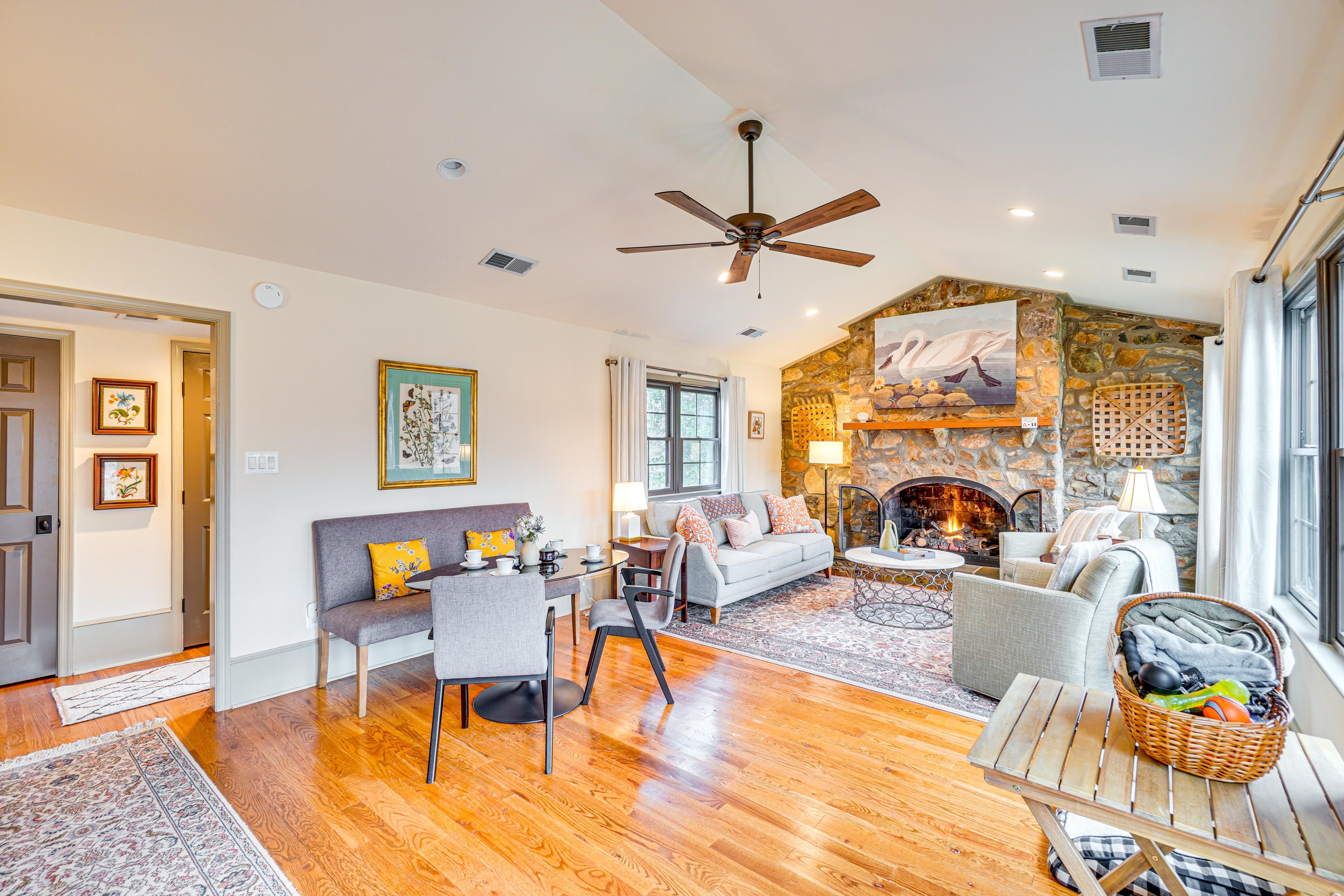 Living Room | Gas Fireplace | 1st Floor