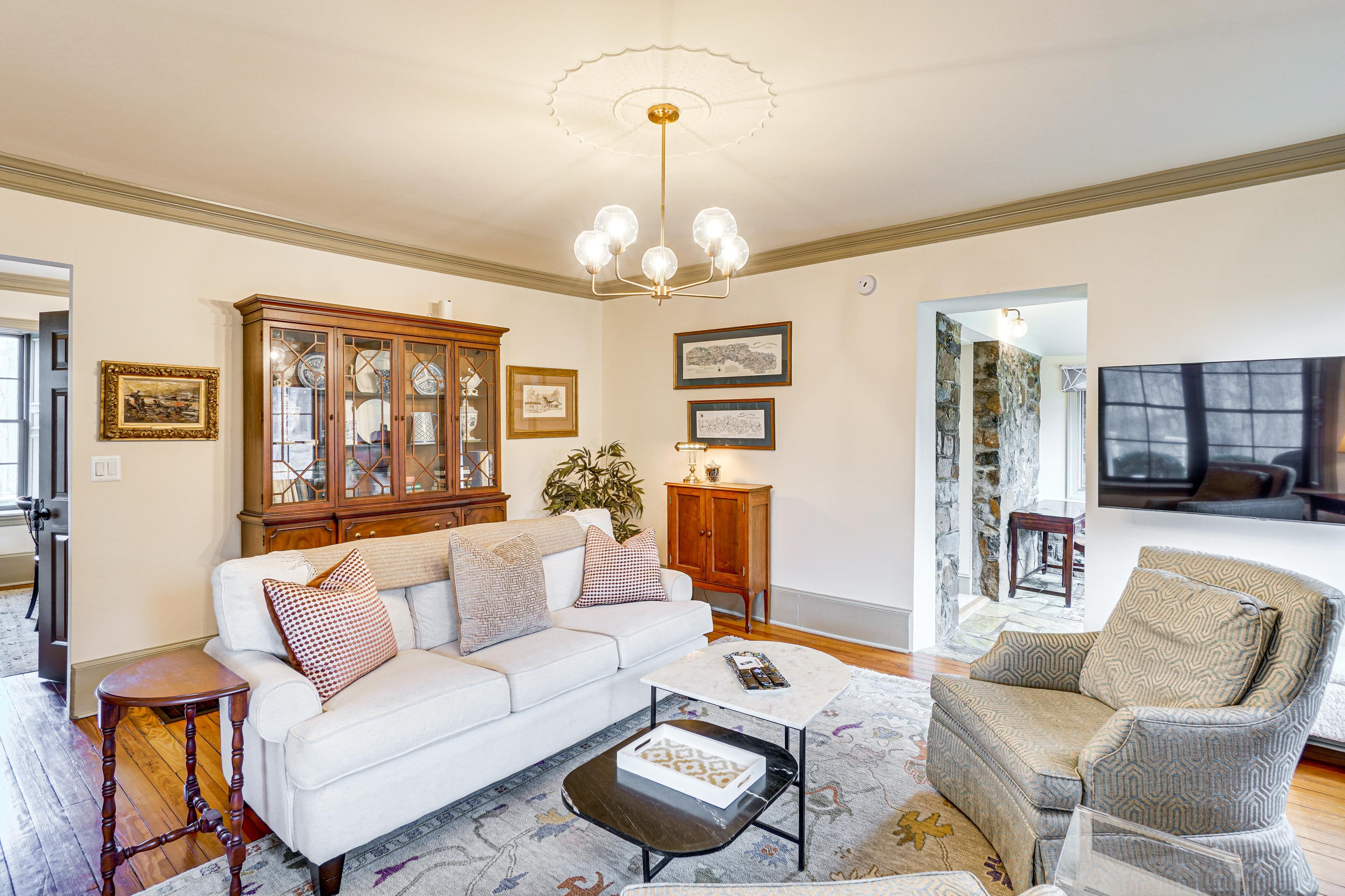 Family Room | Flat-Screen TV | 1st Floor