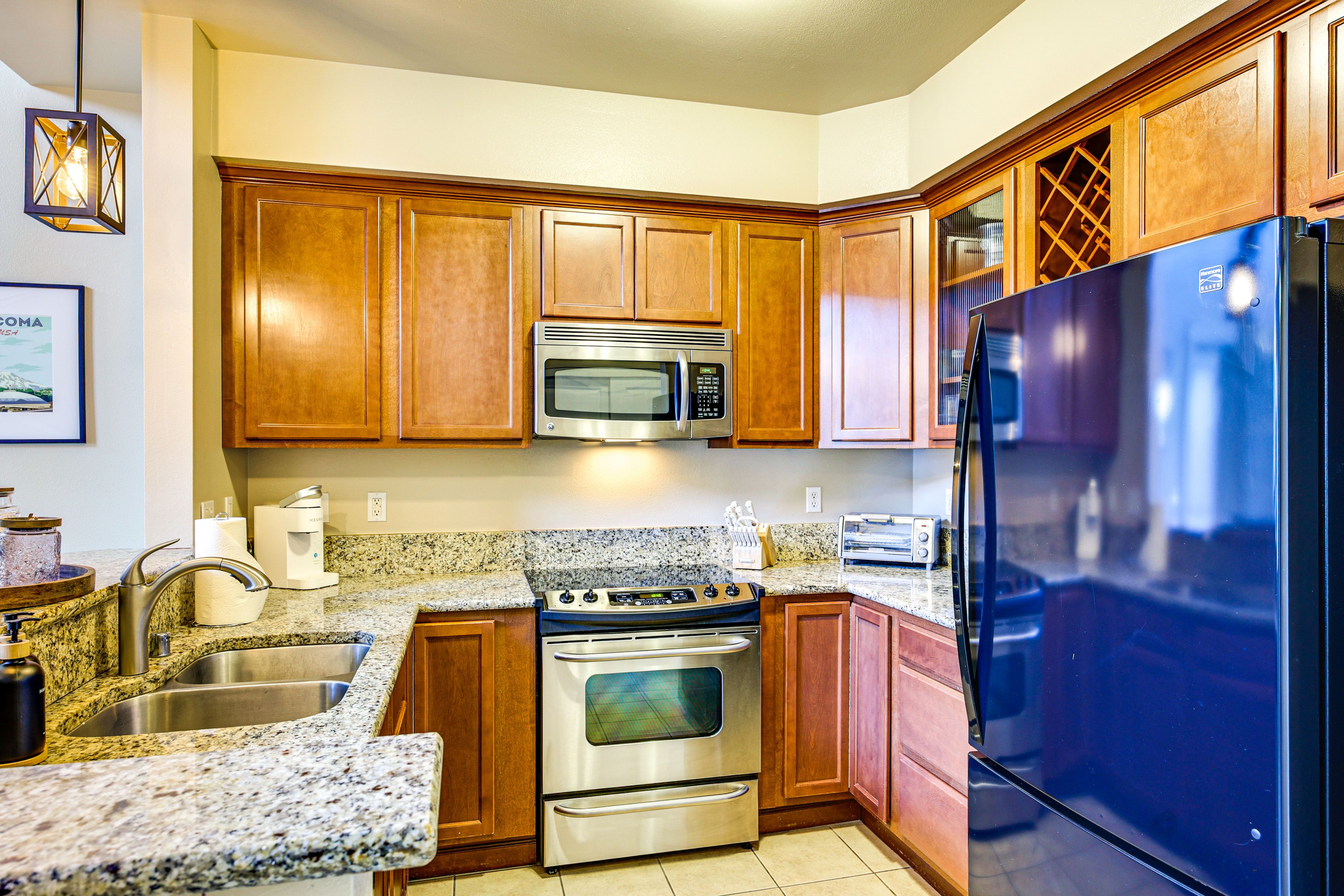 Kitchen | Keurig Coffee Maker | Dishwasher | 1st Floor