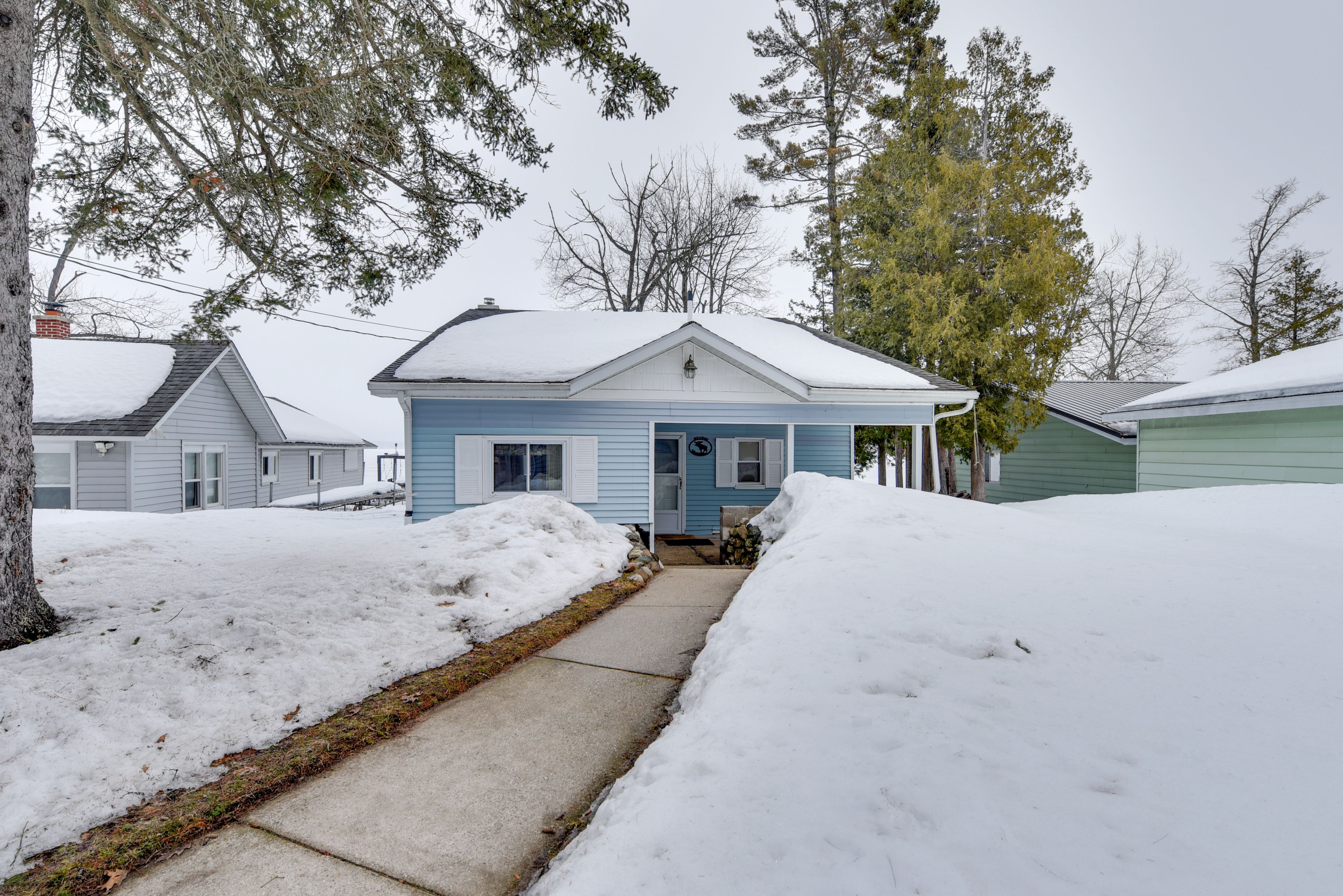 Property Exterior | Single-Story Home