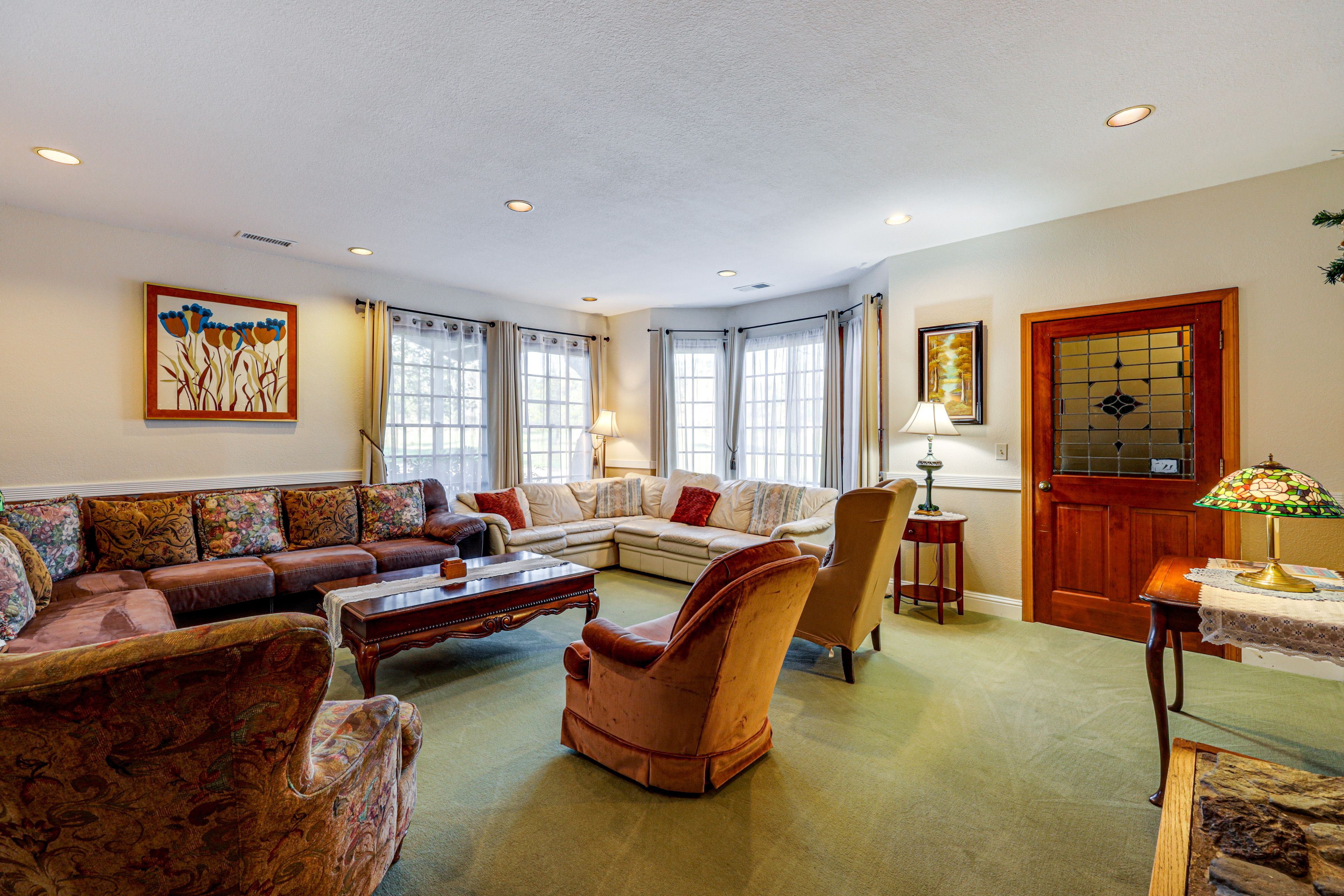 Lounge Area | 2nd Floor