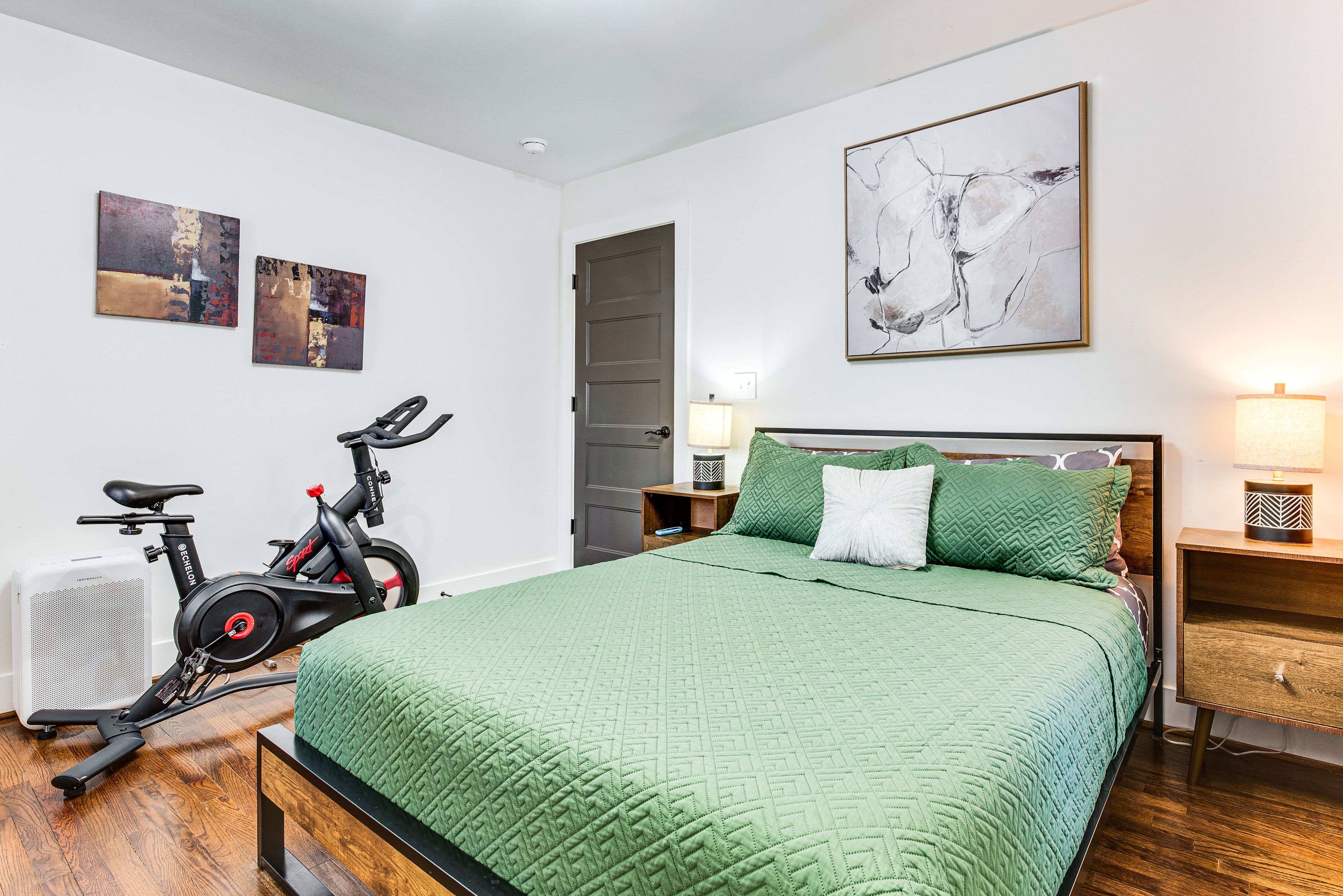 Bedroom 3 | Queen Bed | Stationary Bike | Smart TV