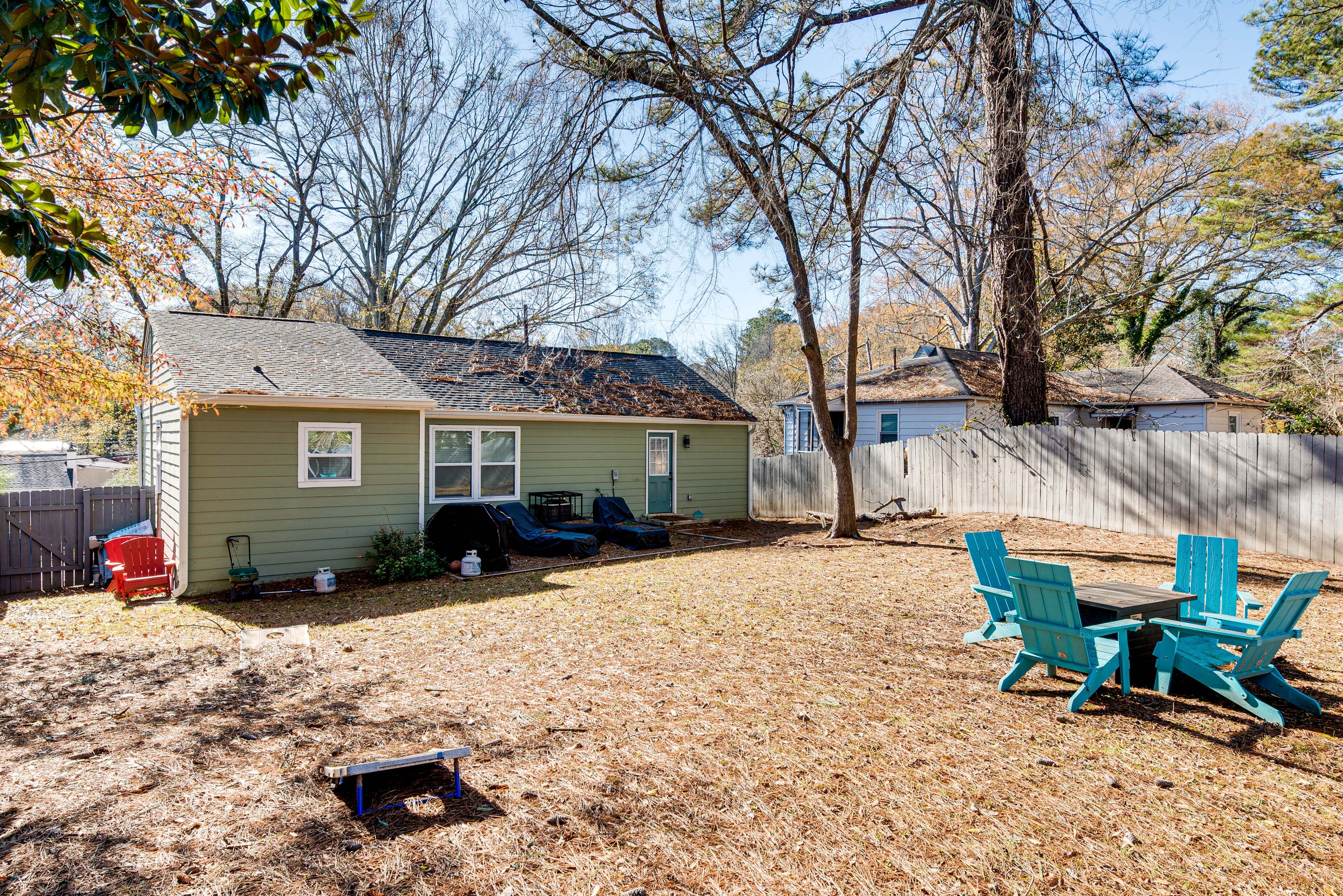 Fully Fenced Backyard | Cornhole