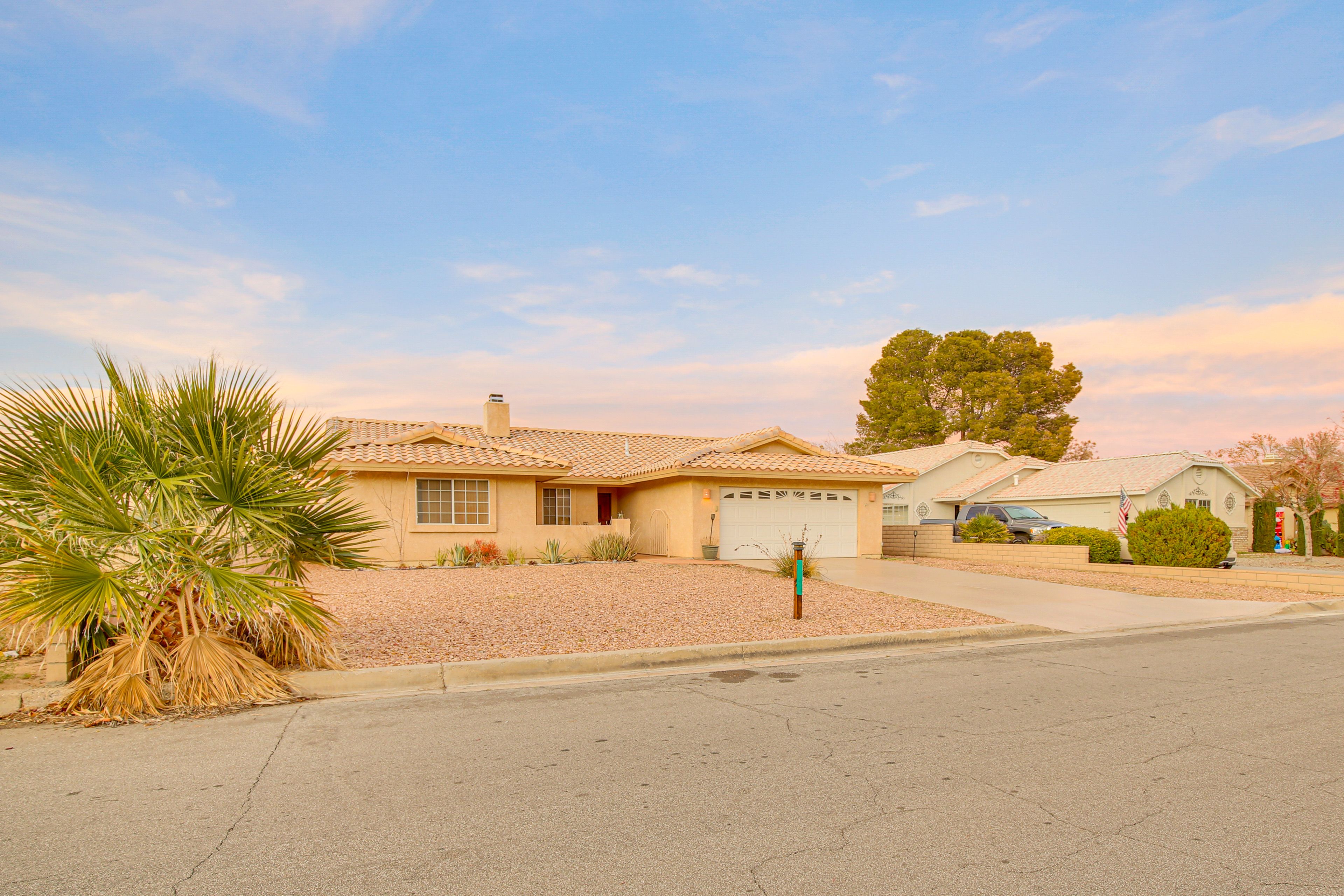 Parking | Garage (2 Vehicles) | Driveway (1 Vehicle)