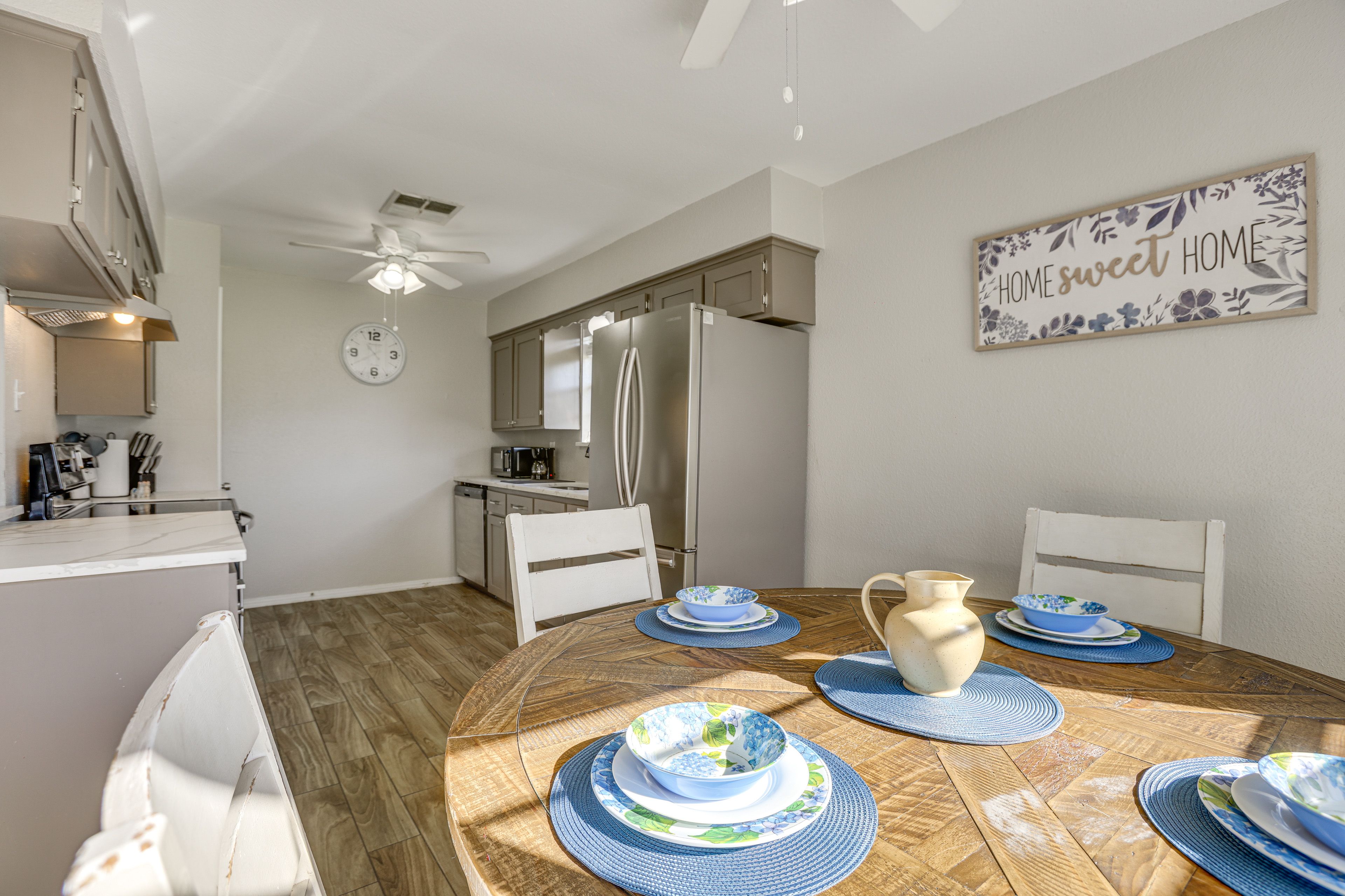 Eat-In Kitchen | Cooking Basics | Dishware & Flatware Provided